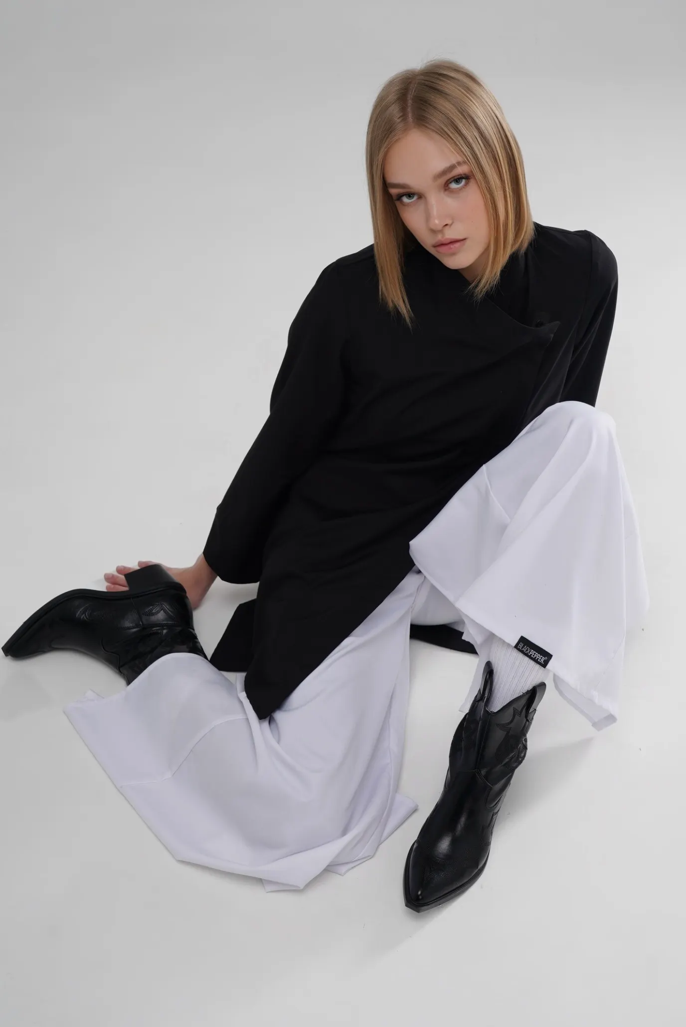 Брюки WHITE EXIT LINE TROUSERS 3