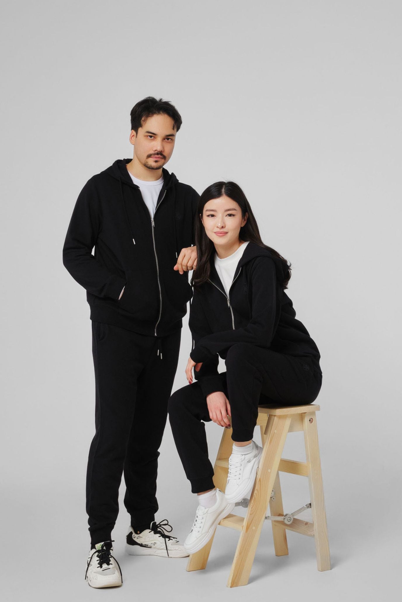 Черные брюки ARGYMAQ (Унисекс) 1