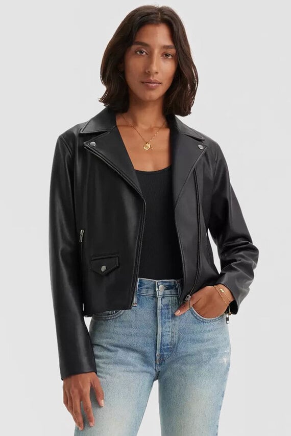 Женская черная косуха Levi's