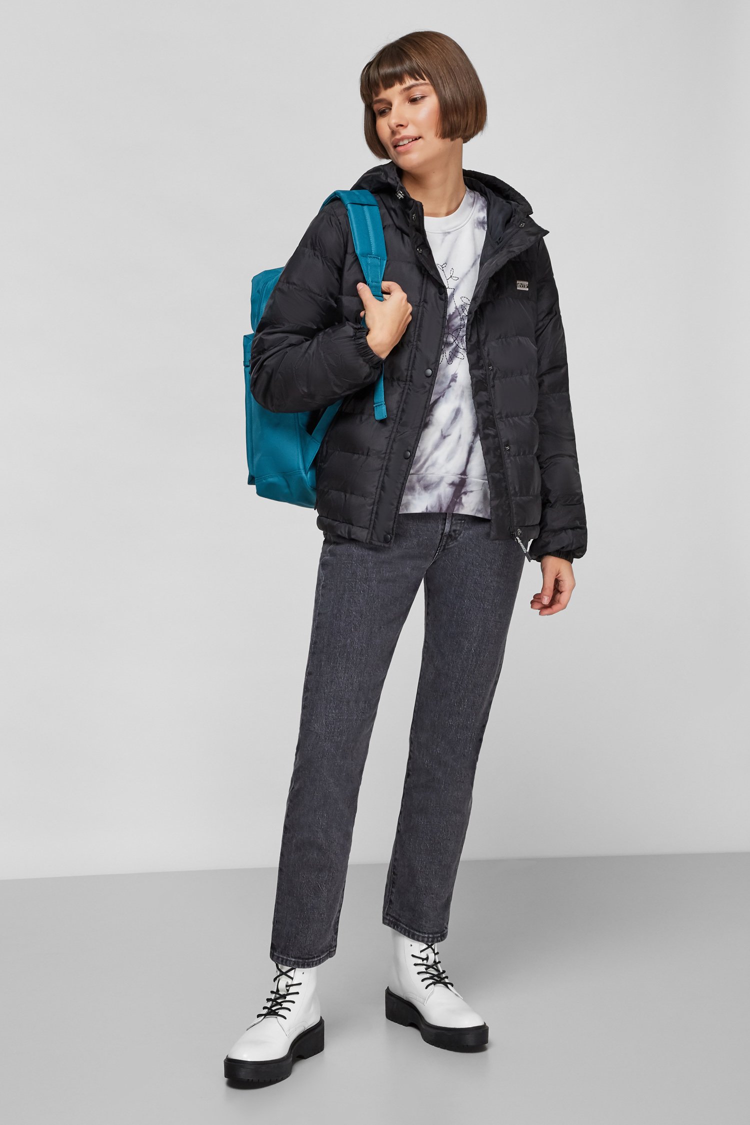 Женская черная куртка 6