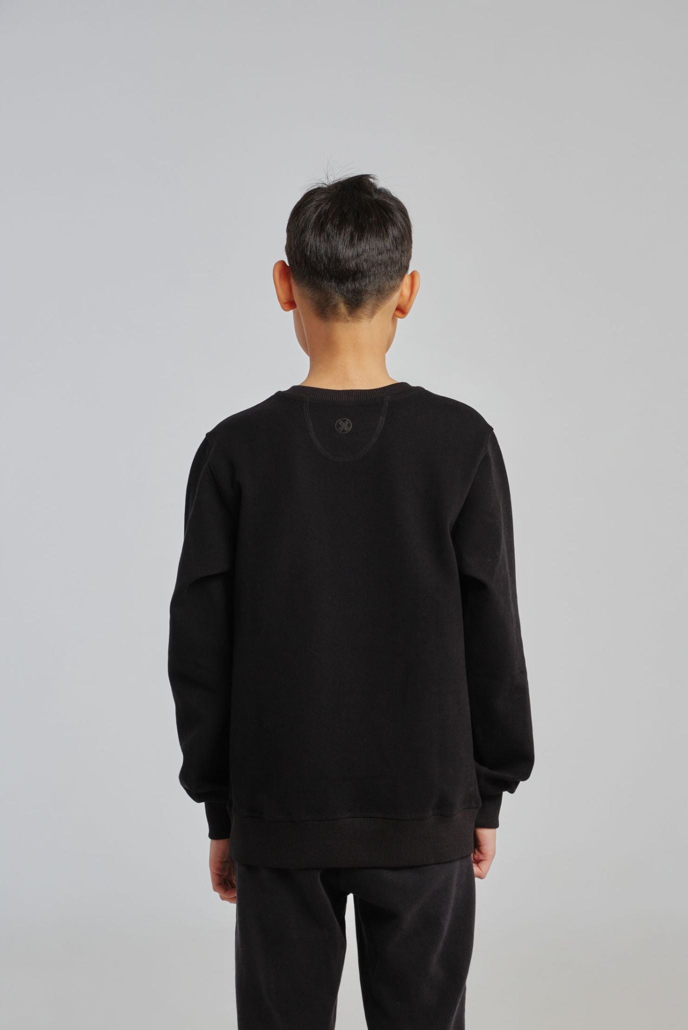 Детский черный свитшот 5