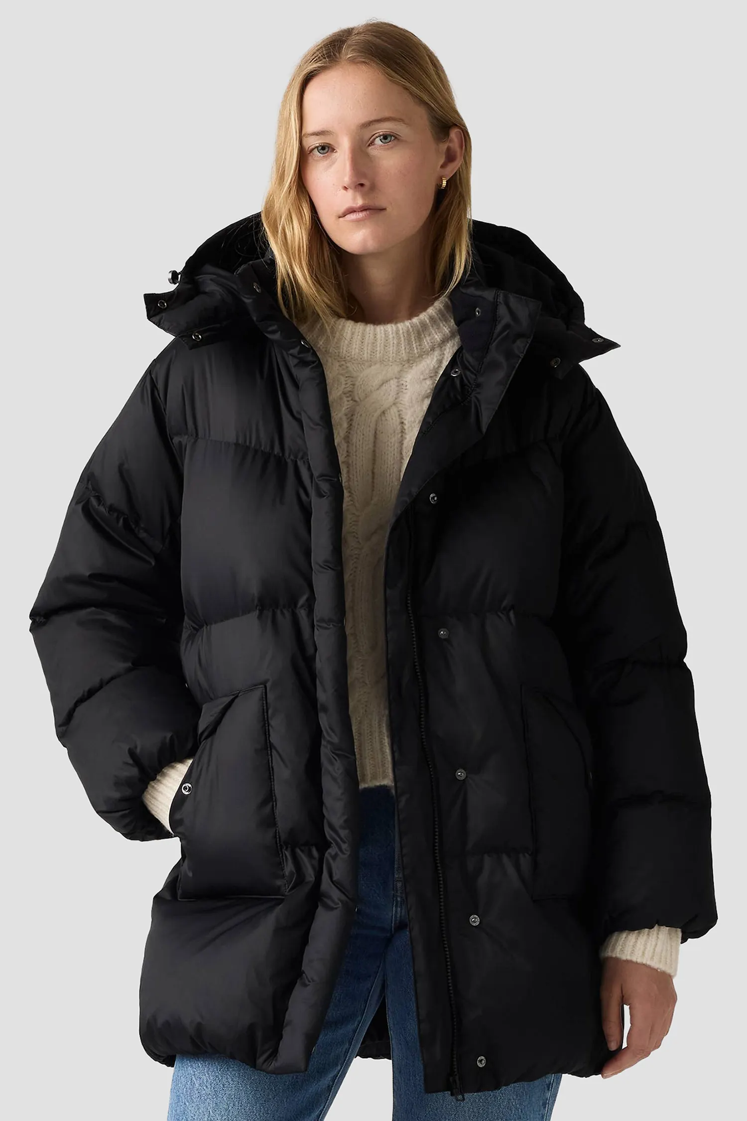 Женская черная куртка 1