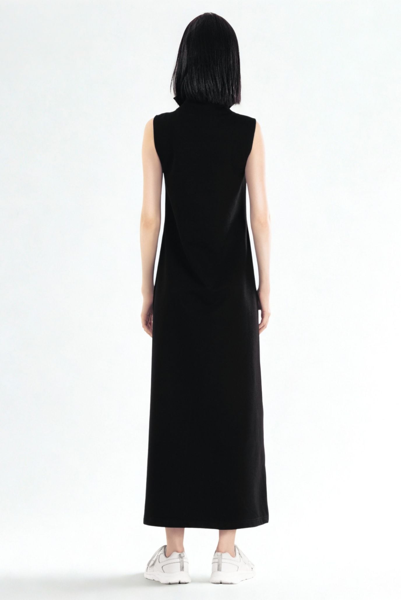 Женское черное платье CALLIGRAPHIC 3