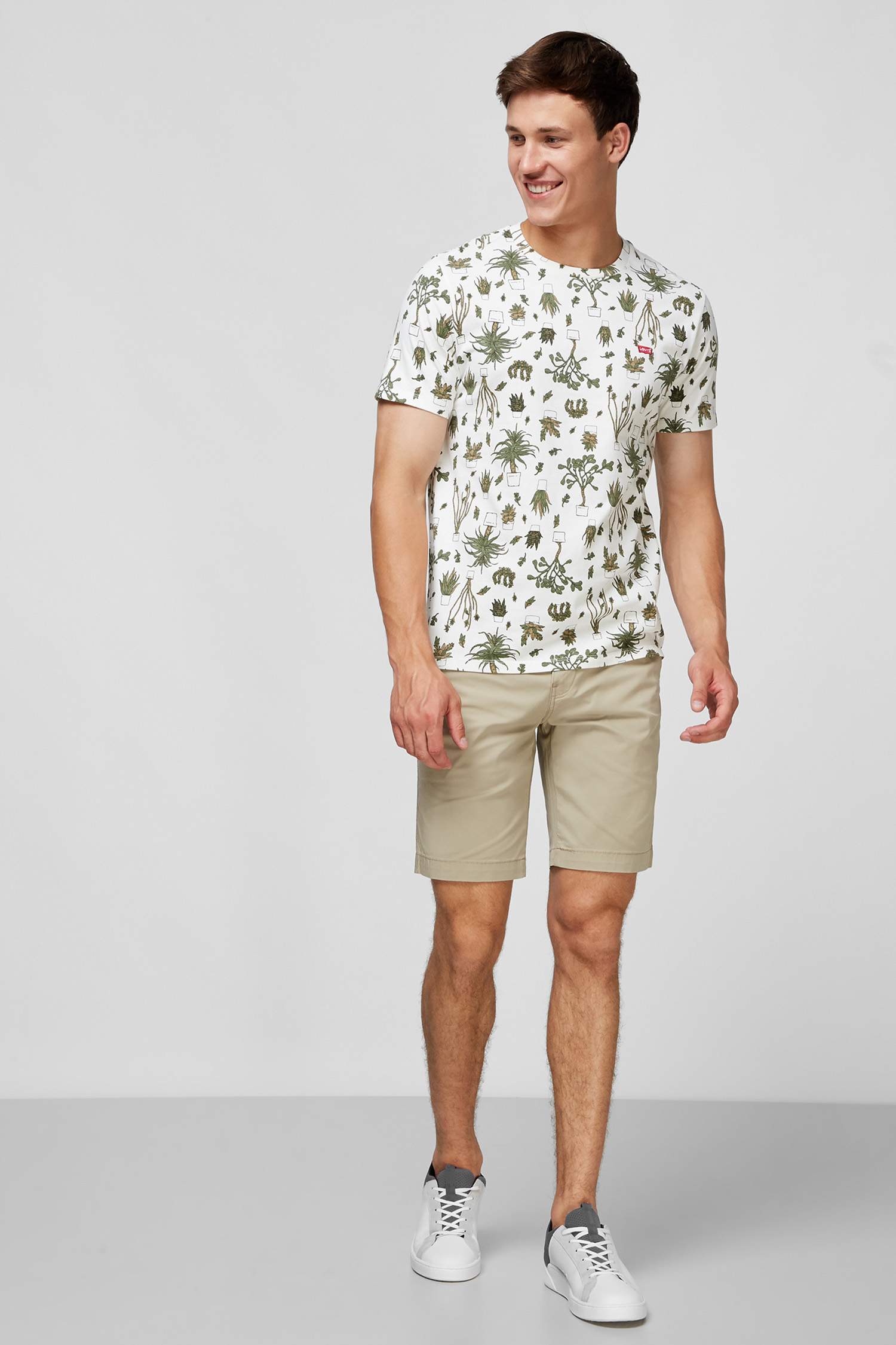 Мужские бежевые шорты Levi's XX Chino 5