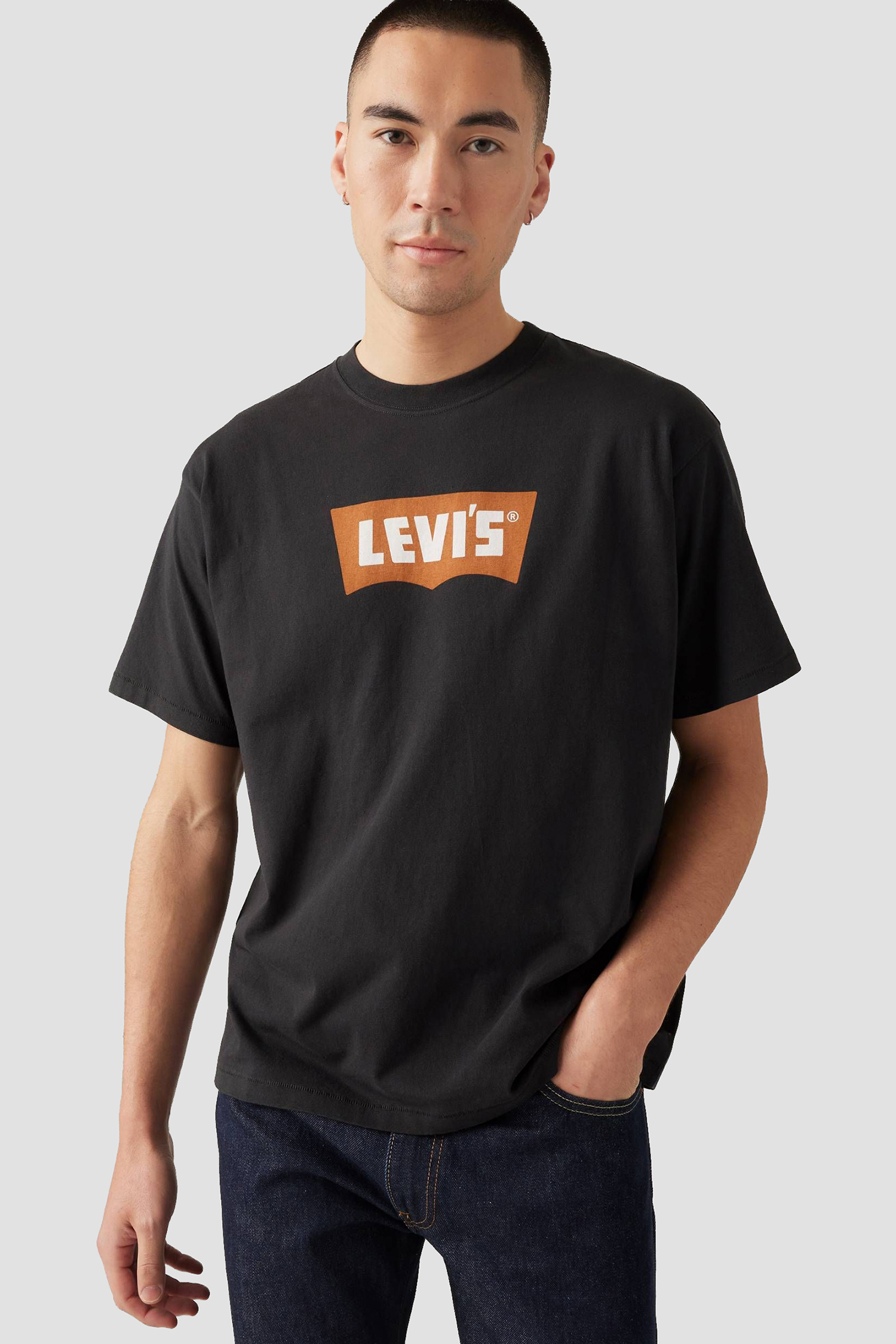 Мужская черная футболка 6