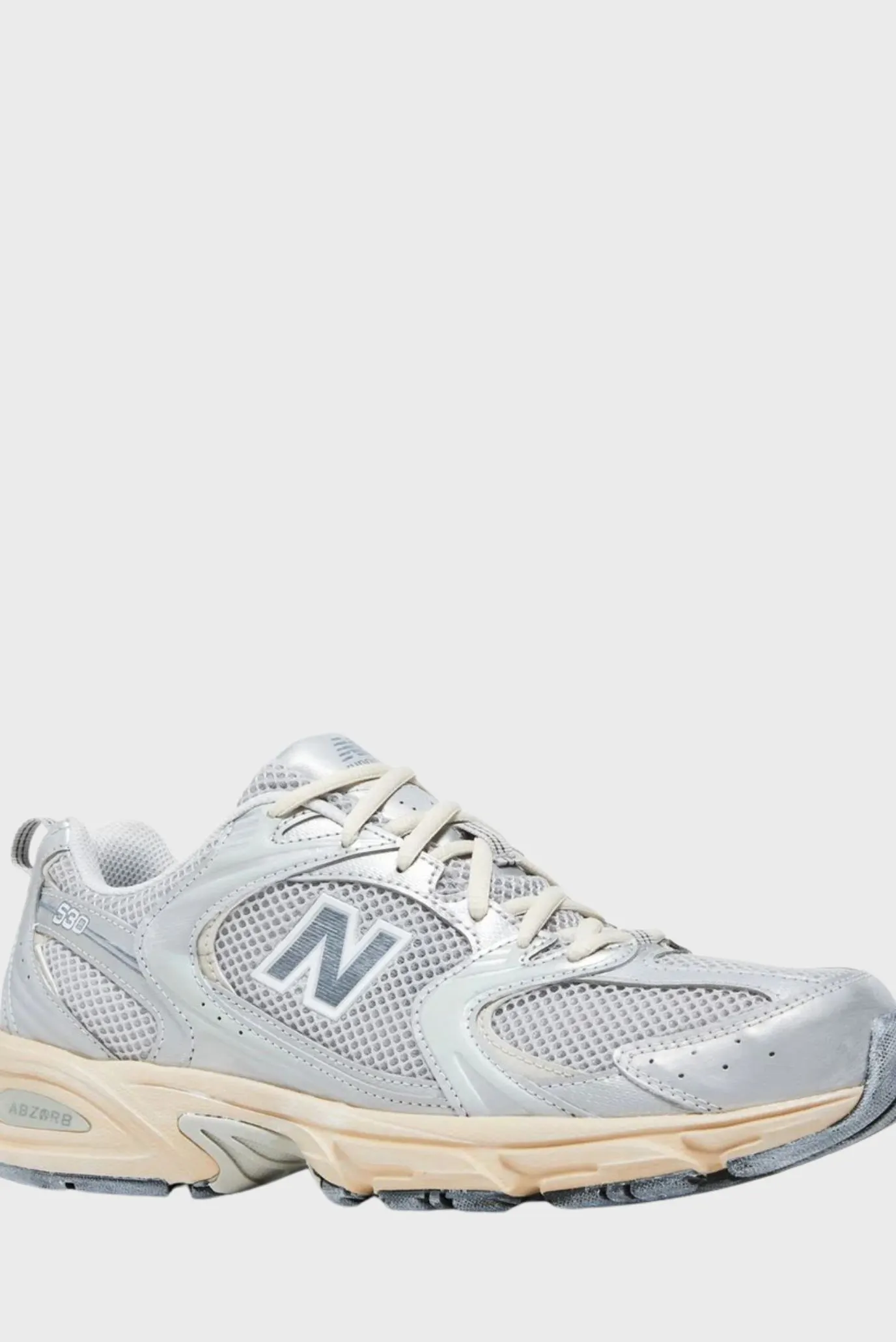 New Balance 530 Vintage Silver Metallic Moonbeam 2