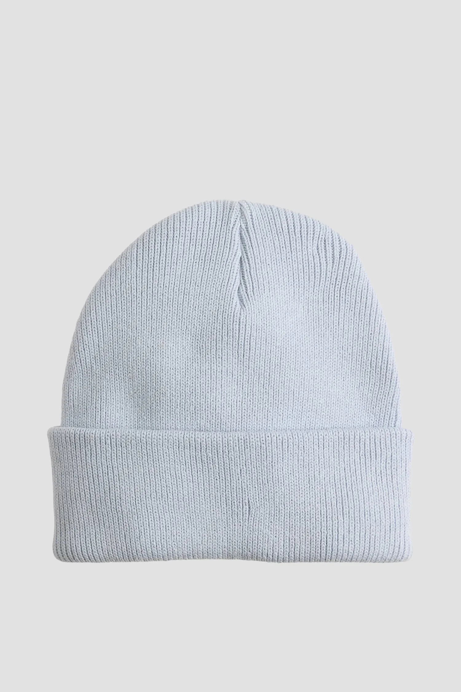 Женская голубая шапка 2