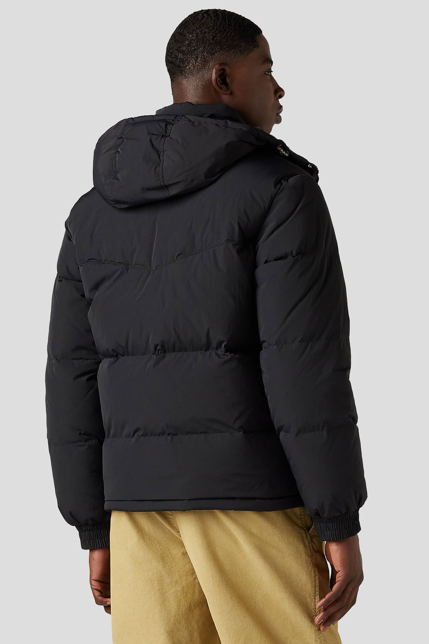 Мужская черная куртка 3