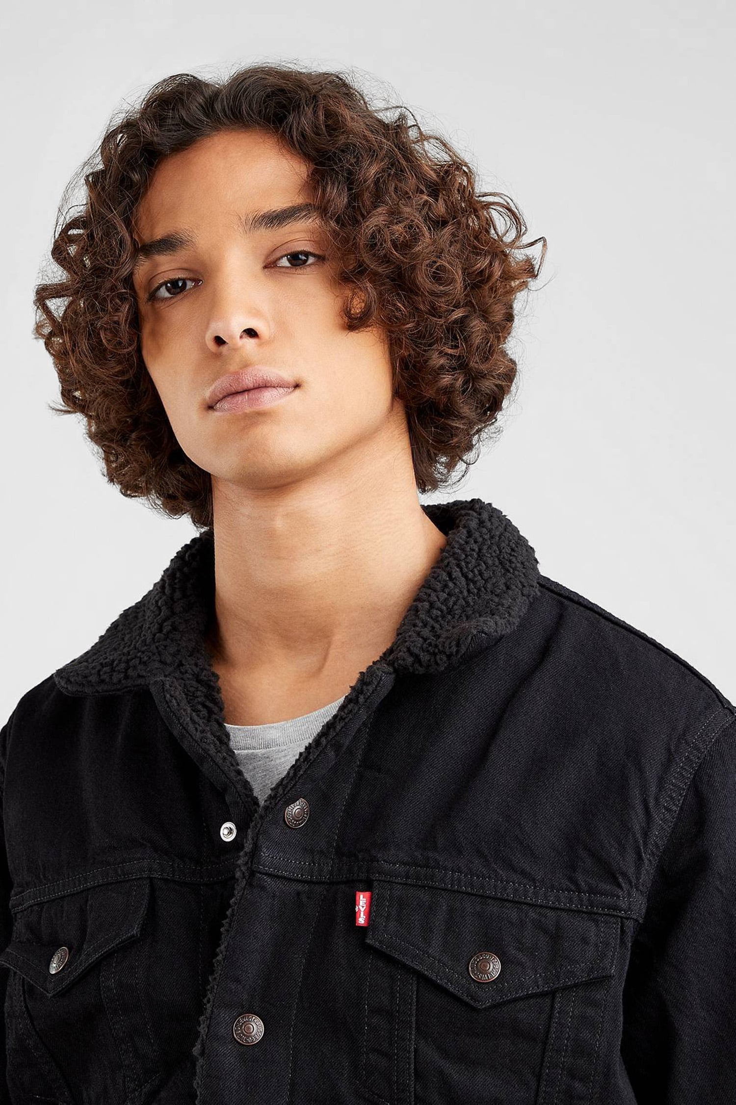 Мужская черная джинсовая куртка 5