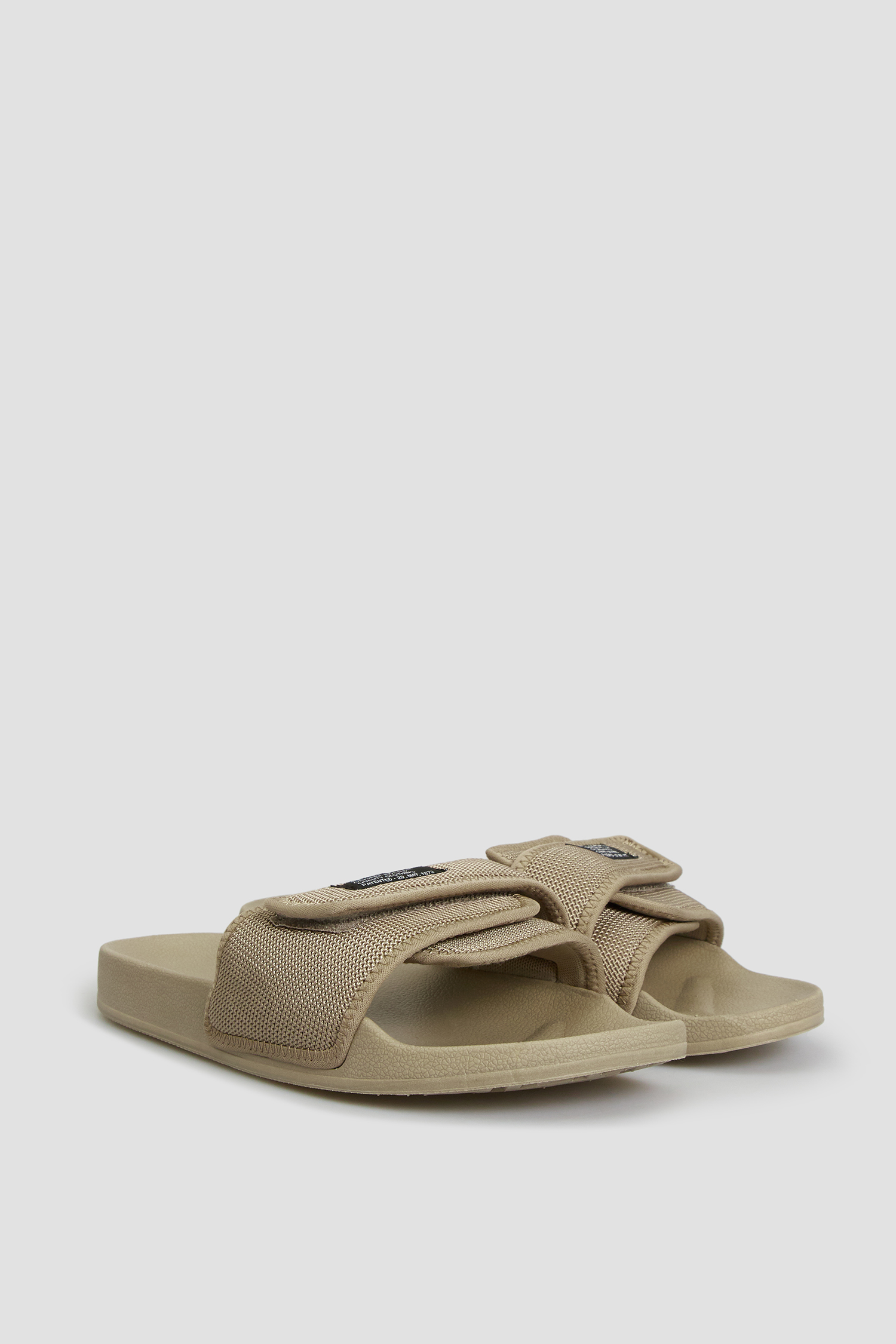 Мужские бежевые слайдеры 2