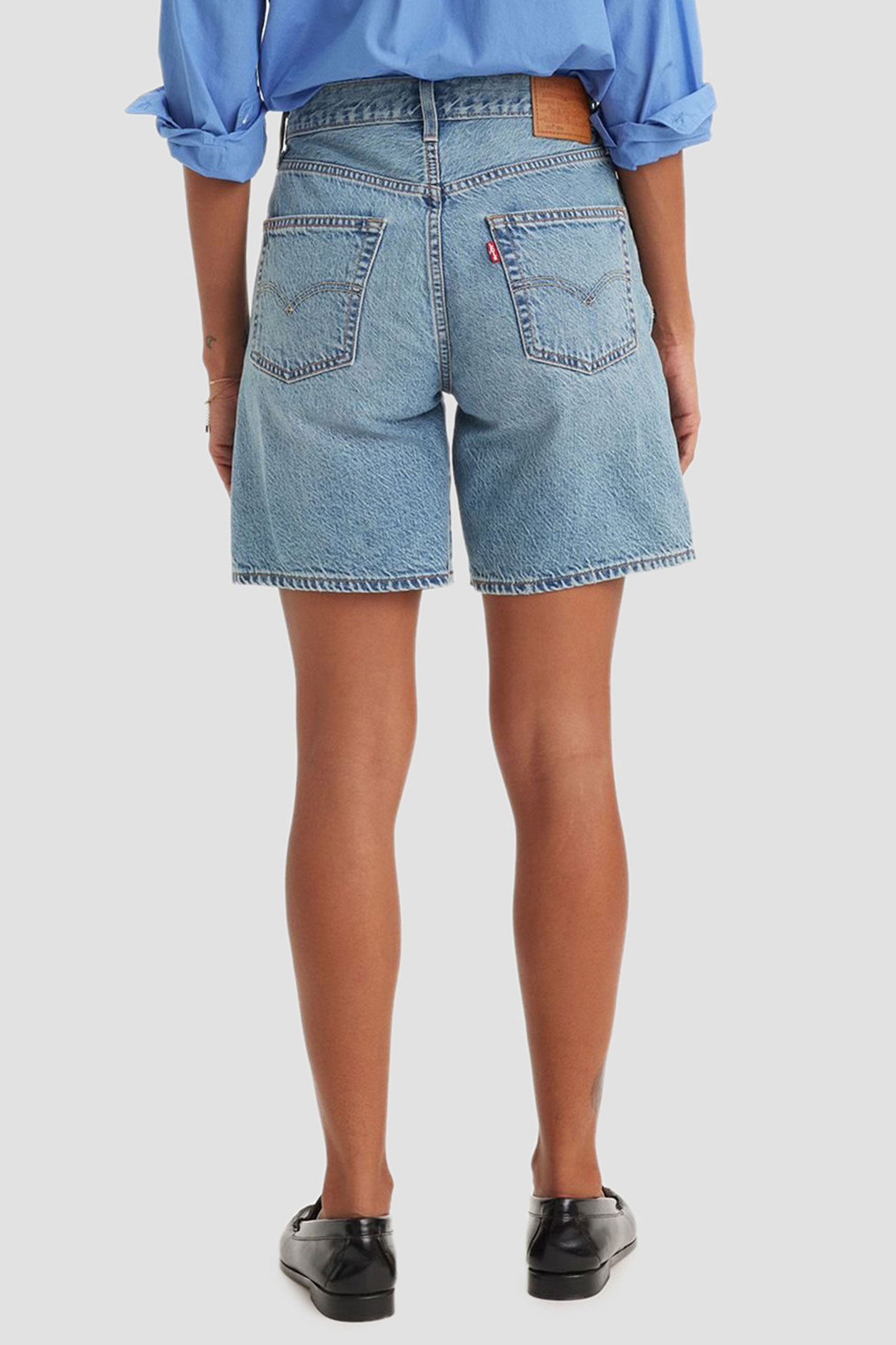 Женские голубые джинсовые шорты 501® '90s Lightweight 3