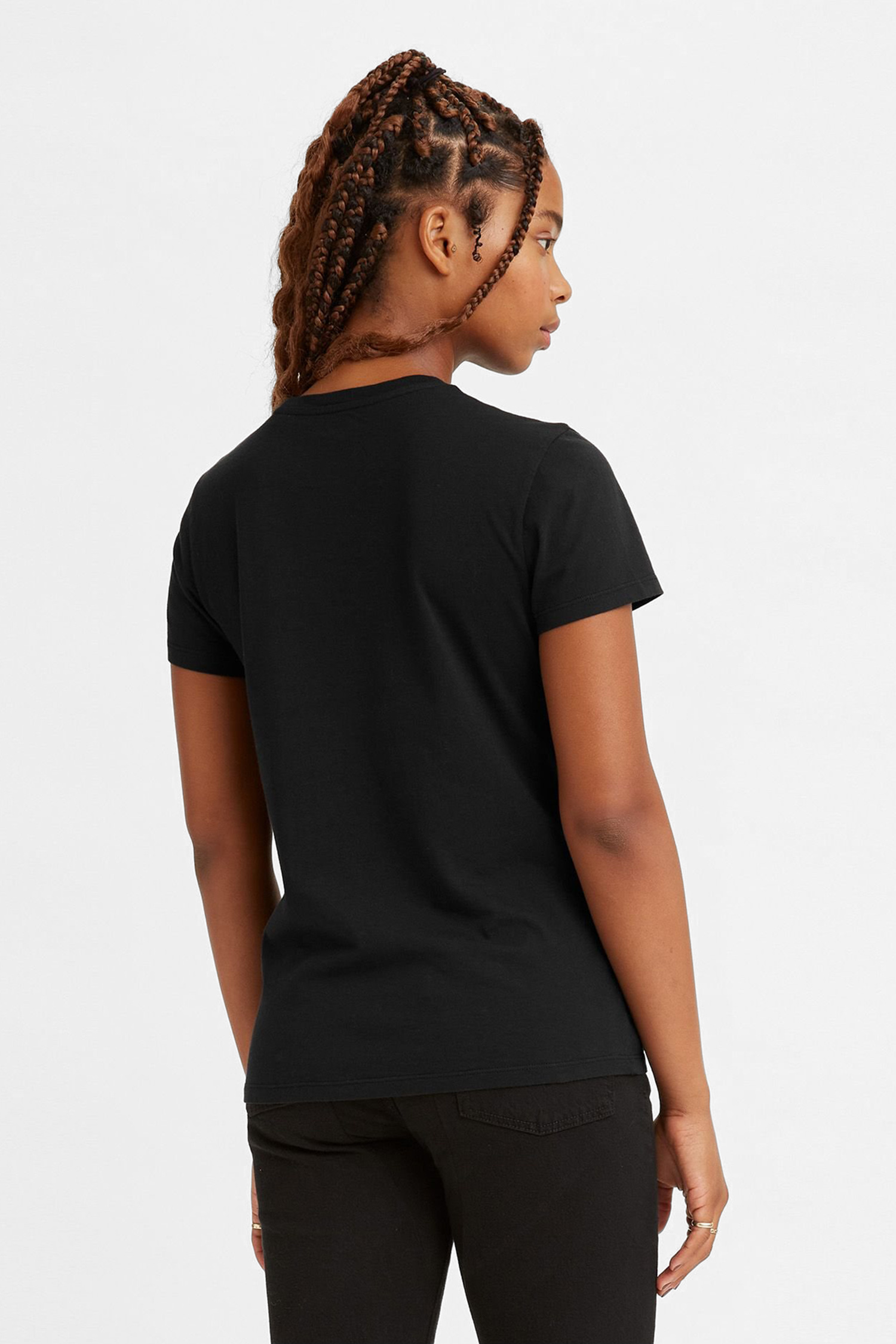 Женская черная футболка 3