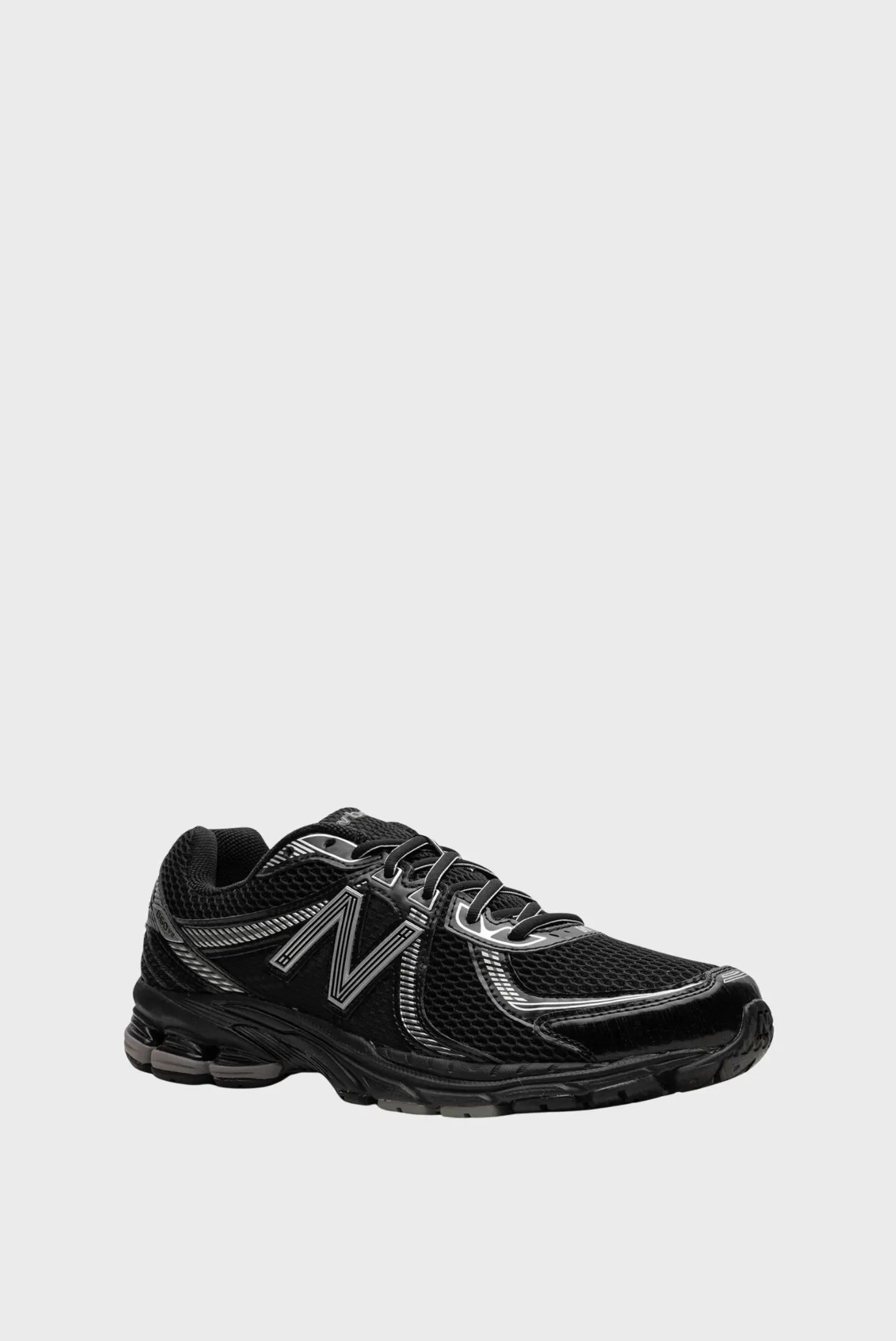 New Balance 860v2 Black Silver 2