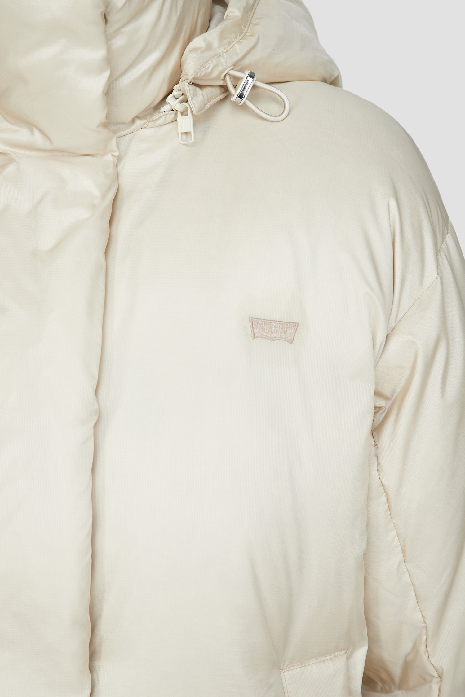 Женский бежевый пуховик 5