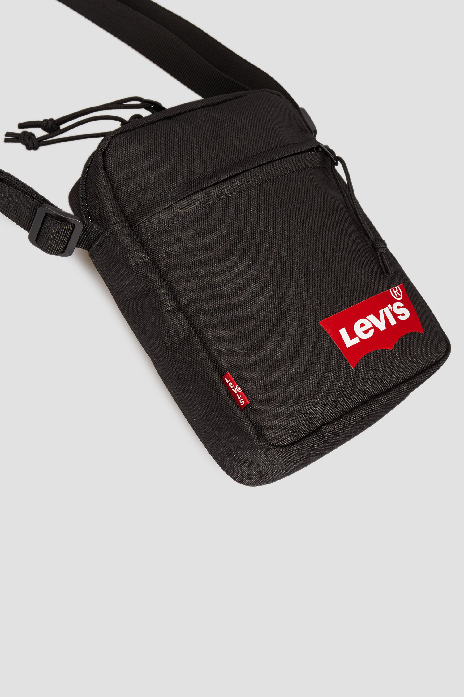 Черная сумка через плечо 3