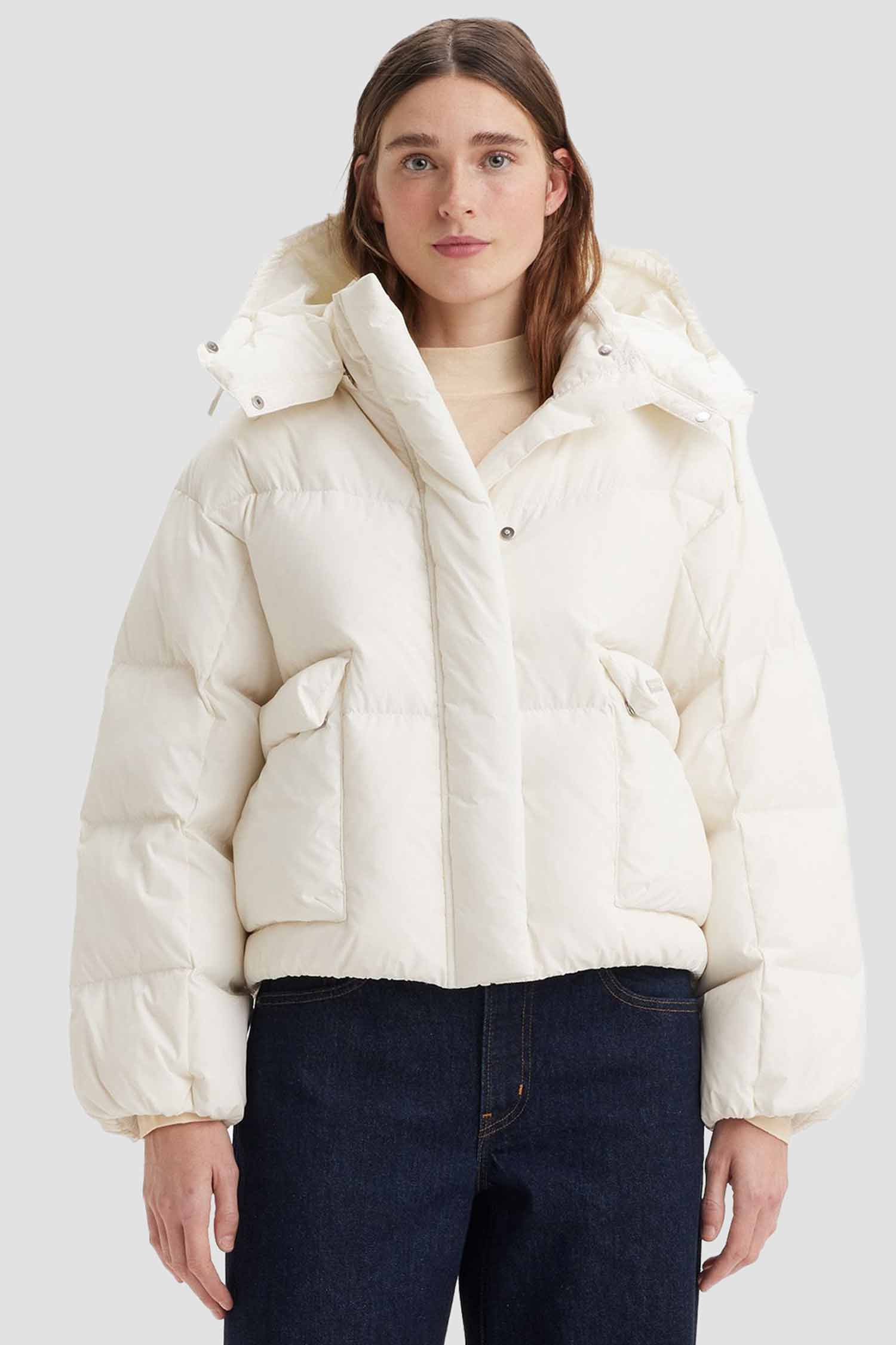 Женская белая куртка 1