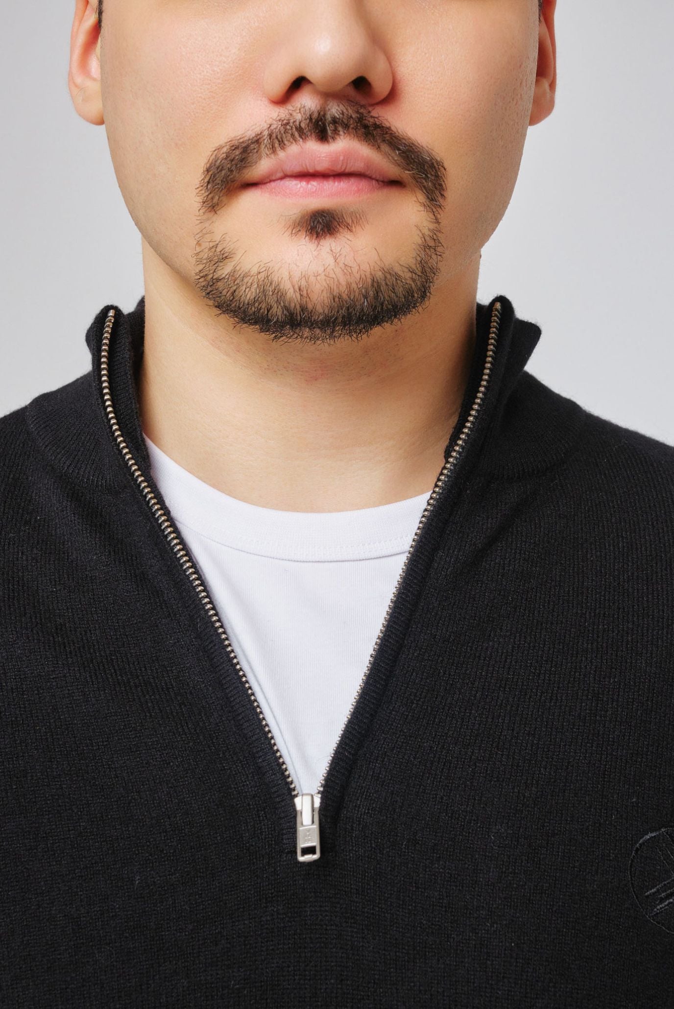 Мужская черная кофта на замке 6