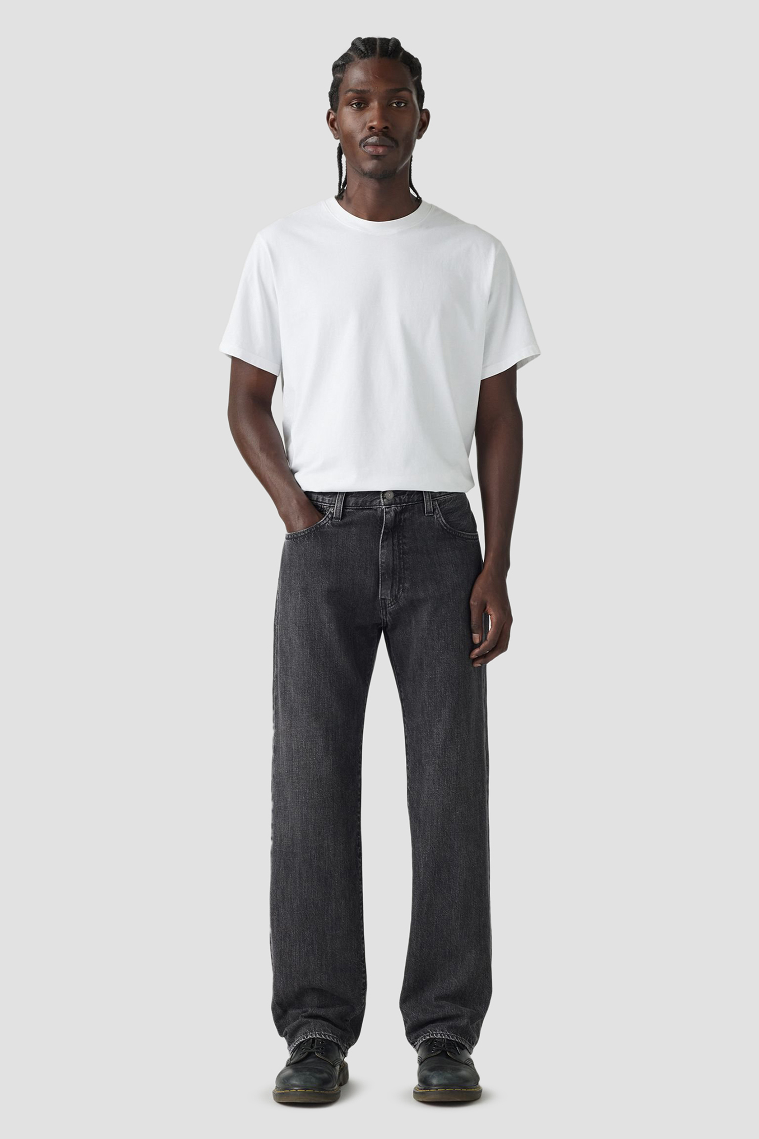 Мужские черные джинсы 555™ Relaxed Straight 6