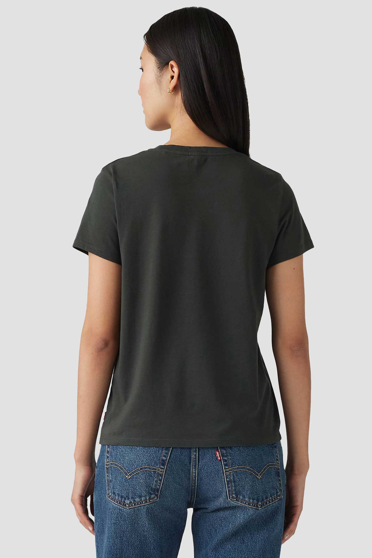 Женская черная футболка 3