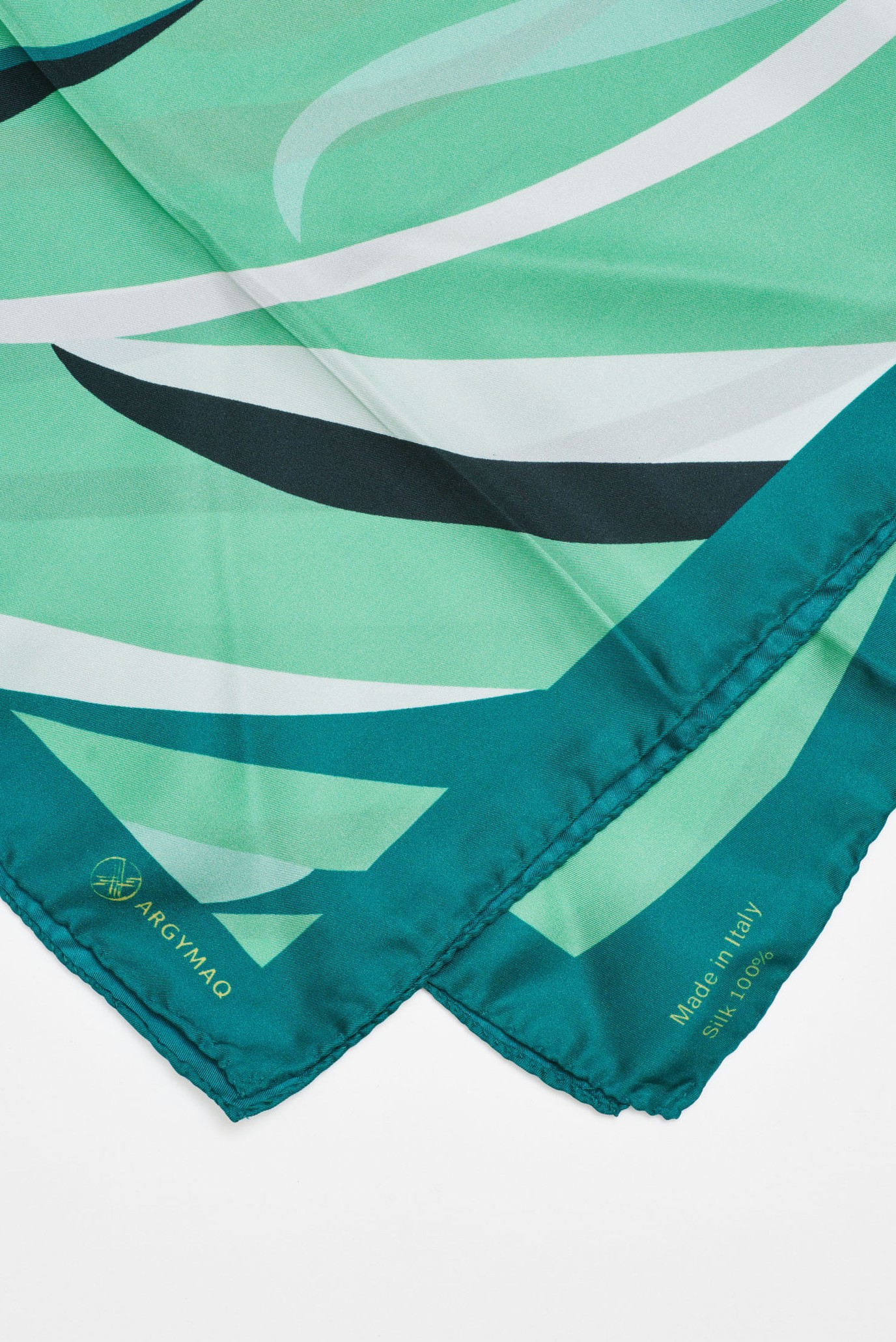 Женский зеленый платок 70х70 3