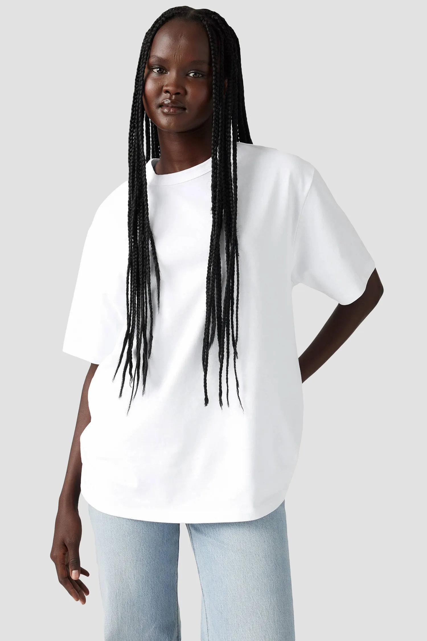 Женская белая футболка 4