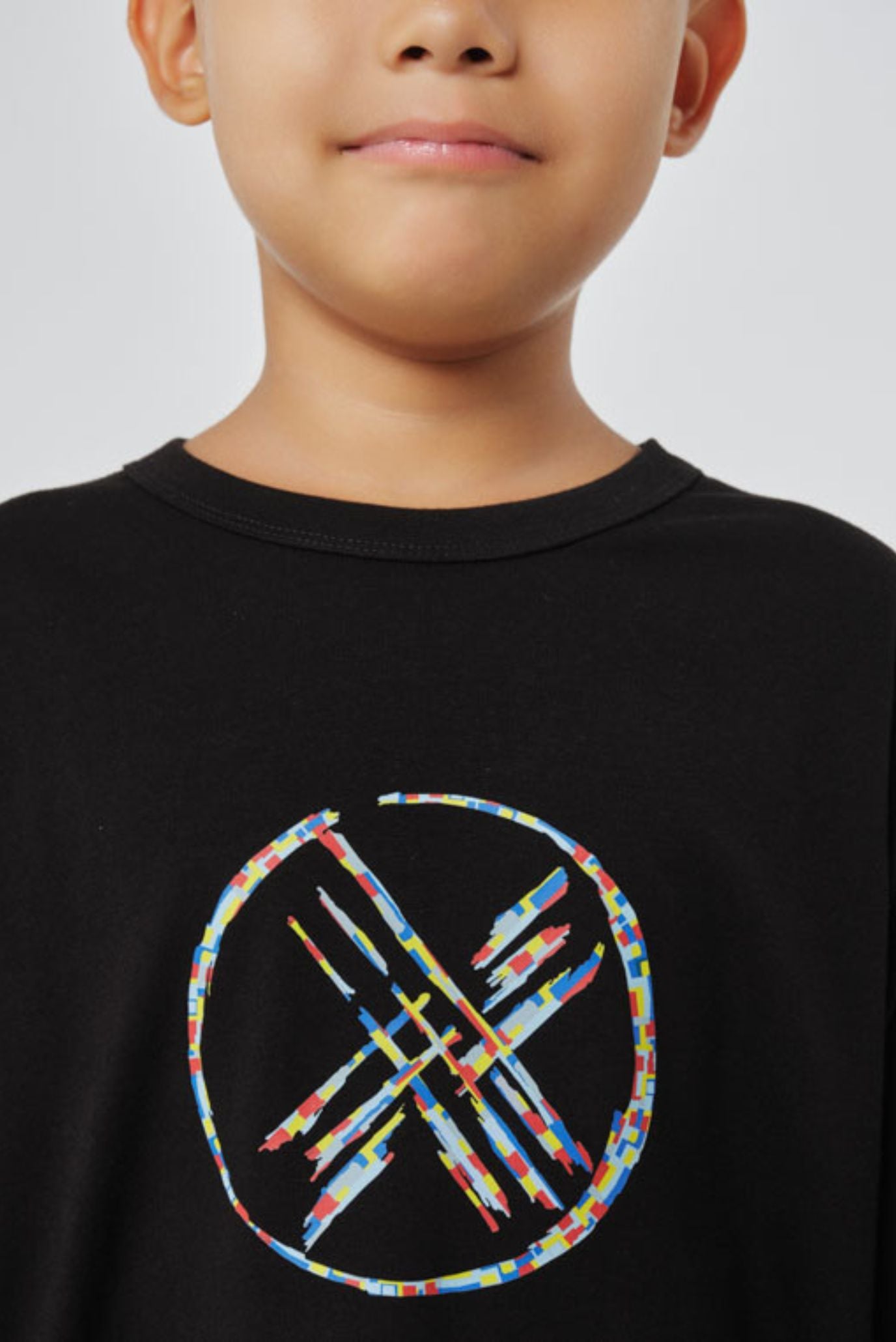 Детская черная футболка оверсайз 6