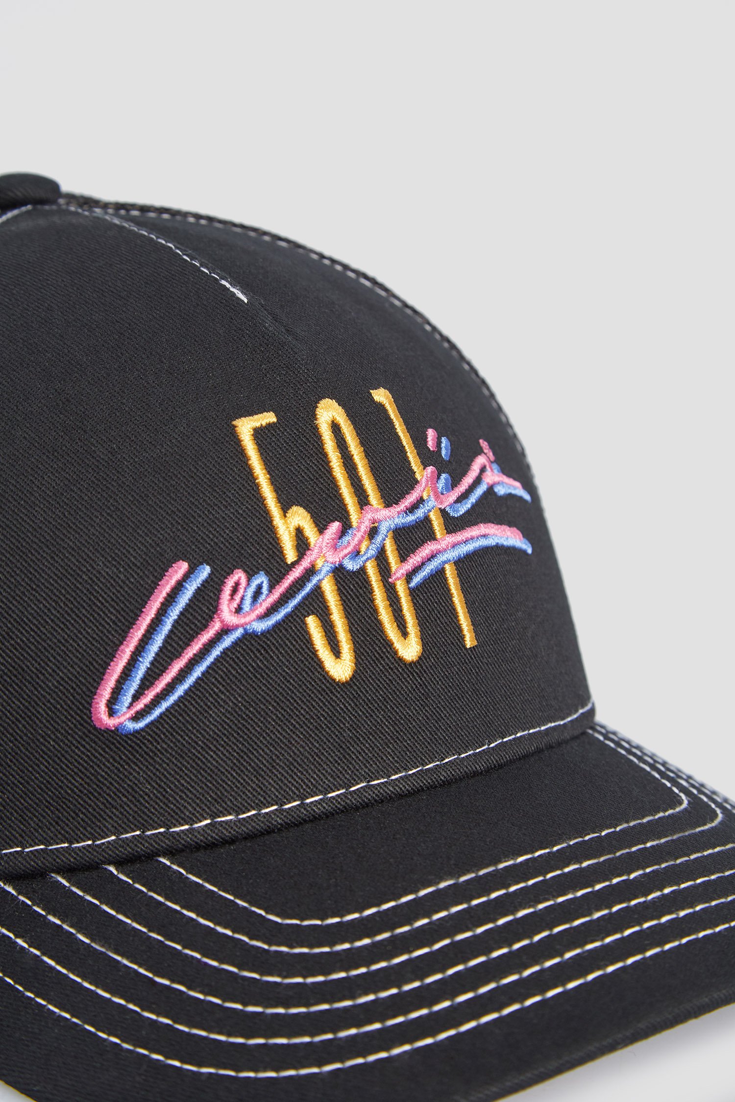 Черная кепка 3