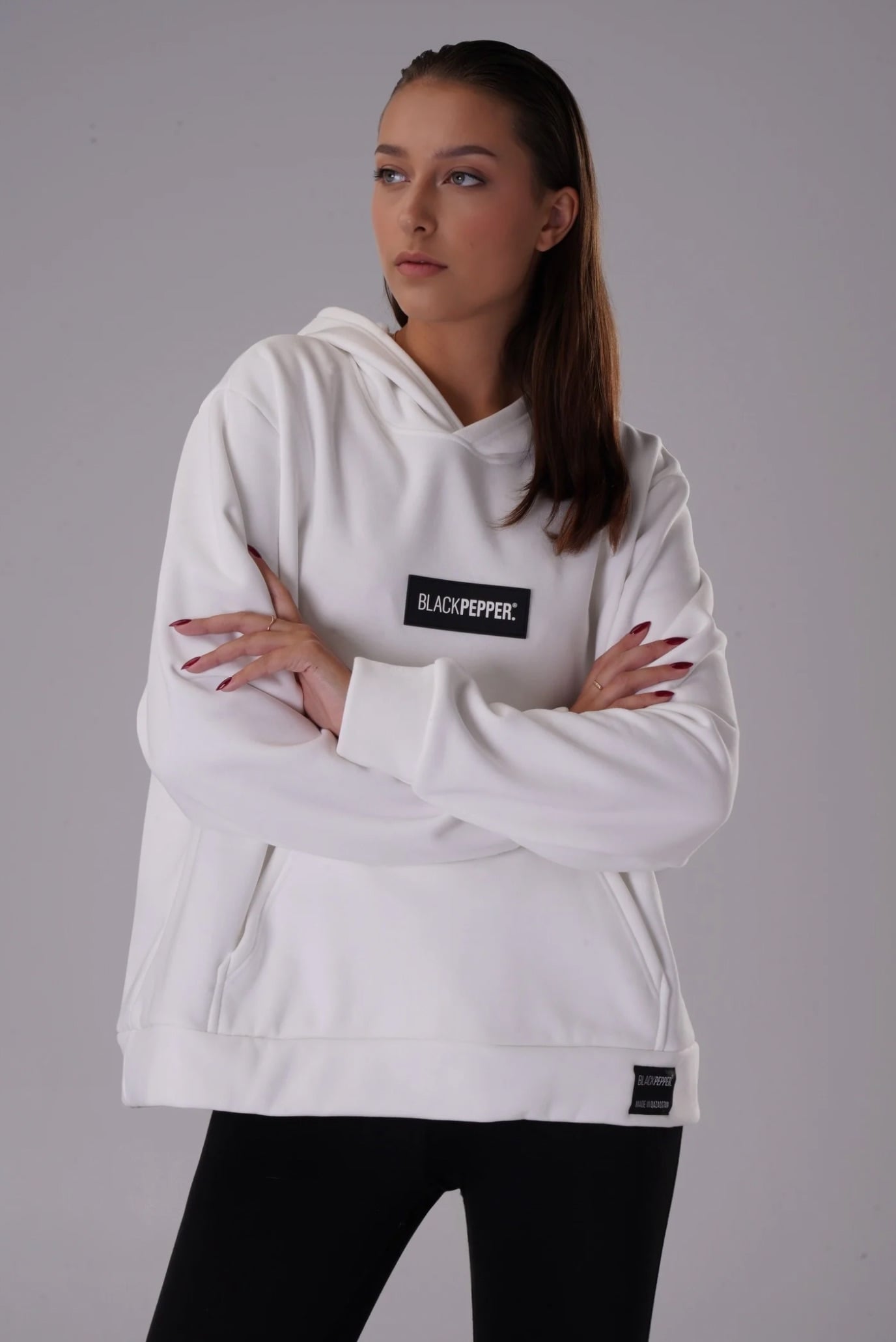 Женский белый худи 2