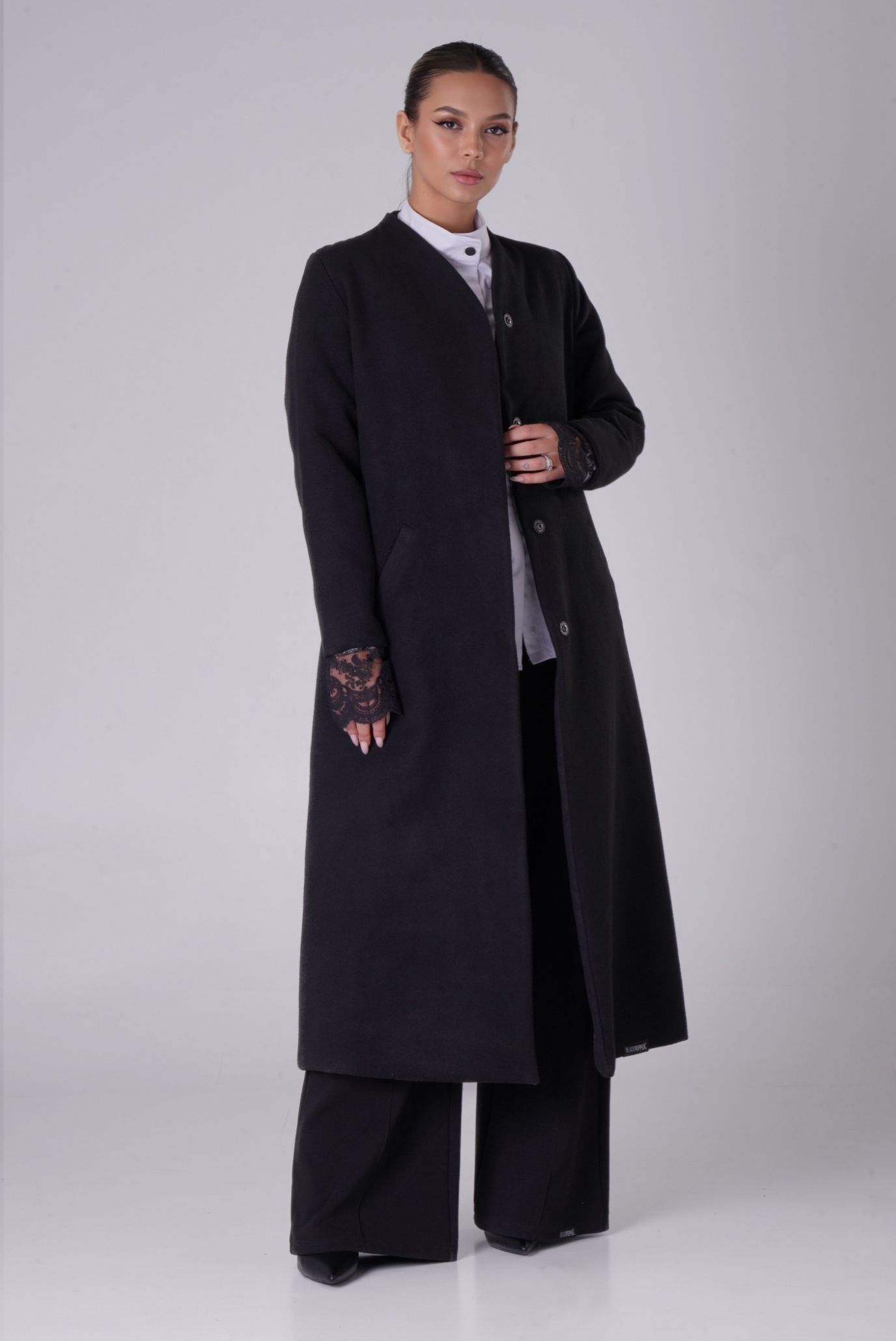 Женское черное теплое пальто 4