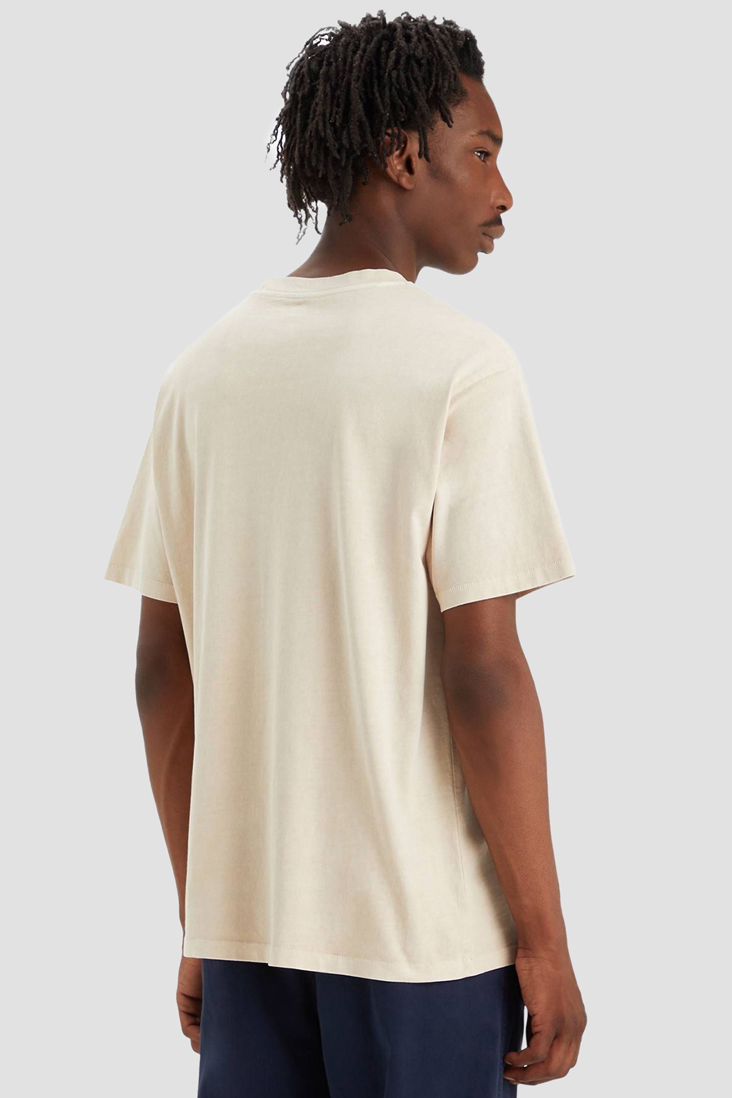 Мужская бежевая футболка 3