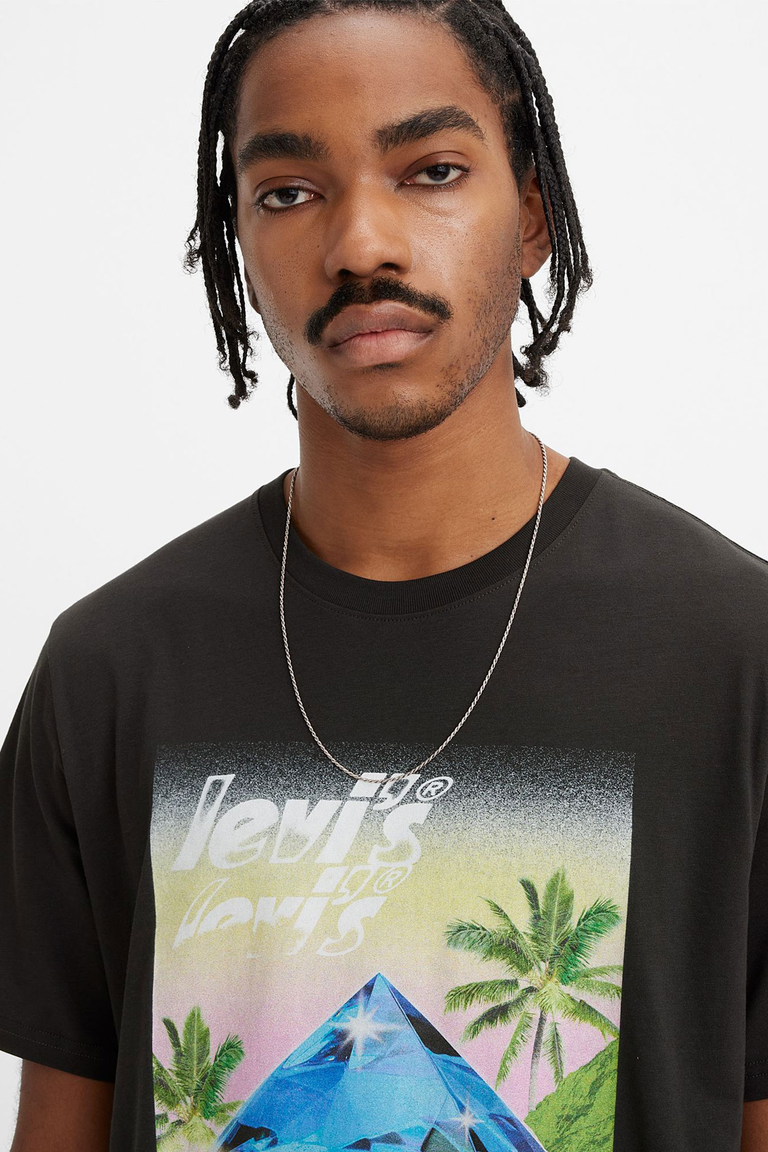 Мужская черная футболка 4