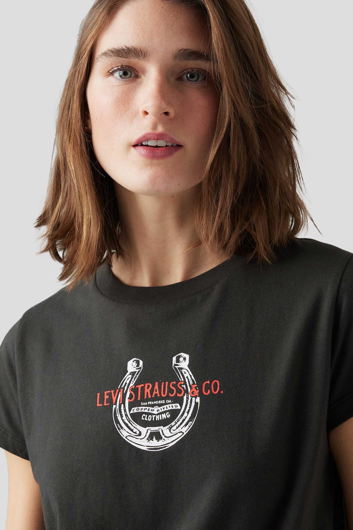 Женская черная футболка 5