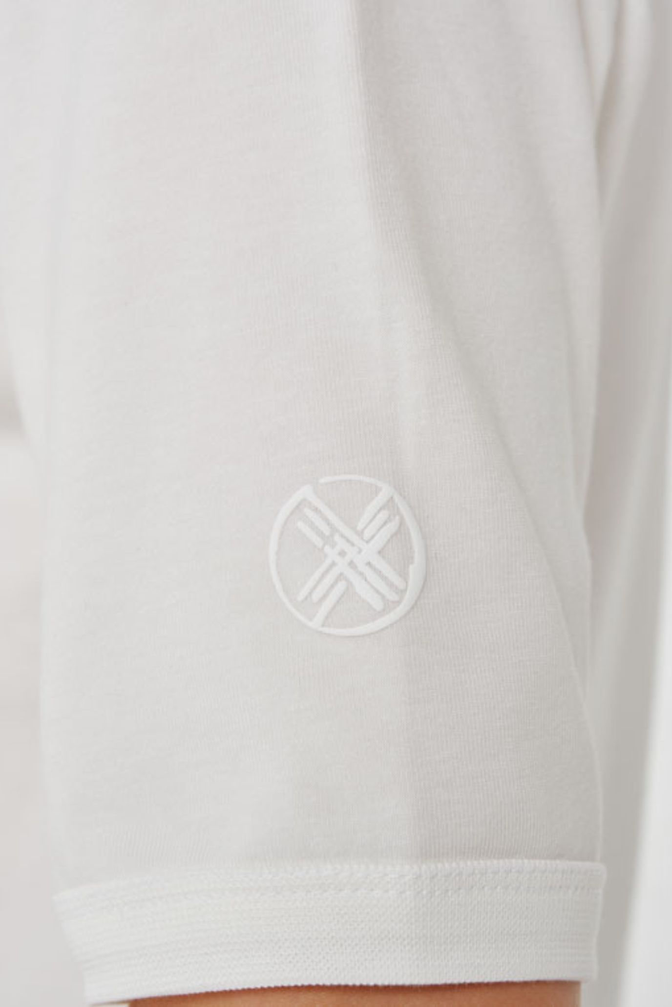 Детская белая футболка оверсайз 5