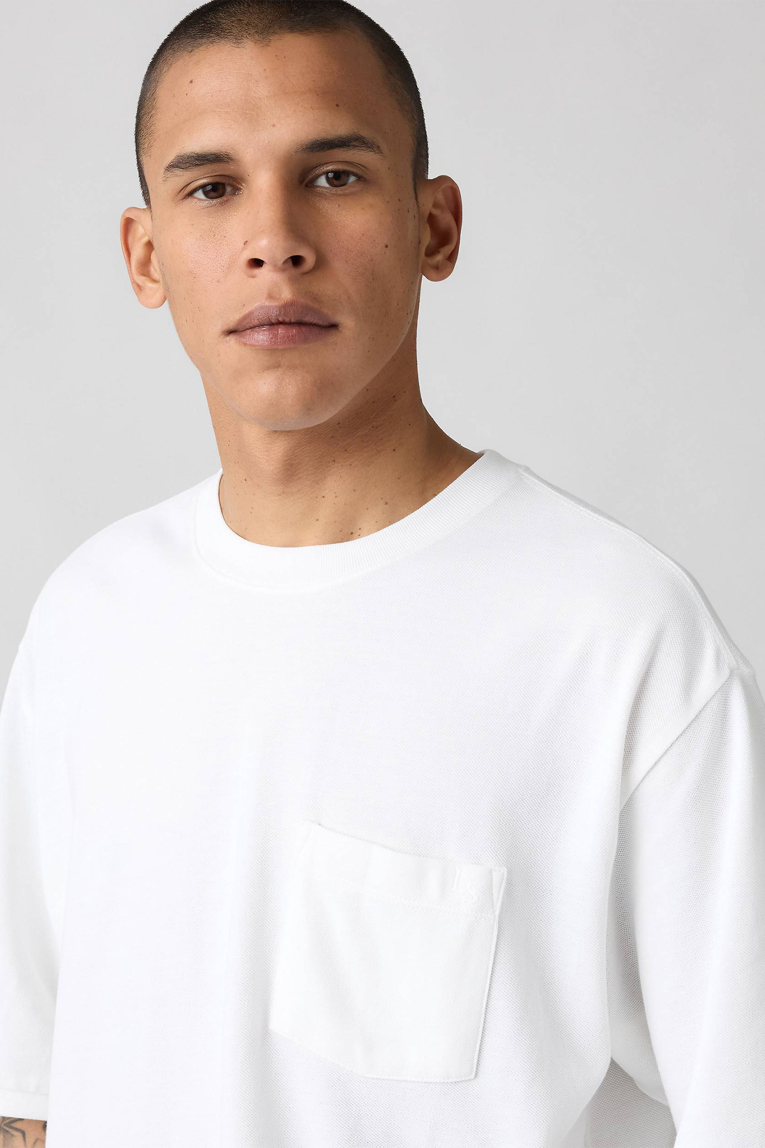 Мужская белая футболка 4