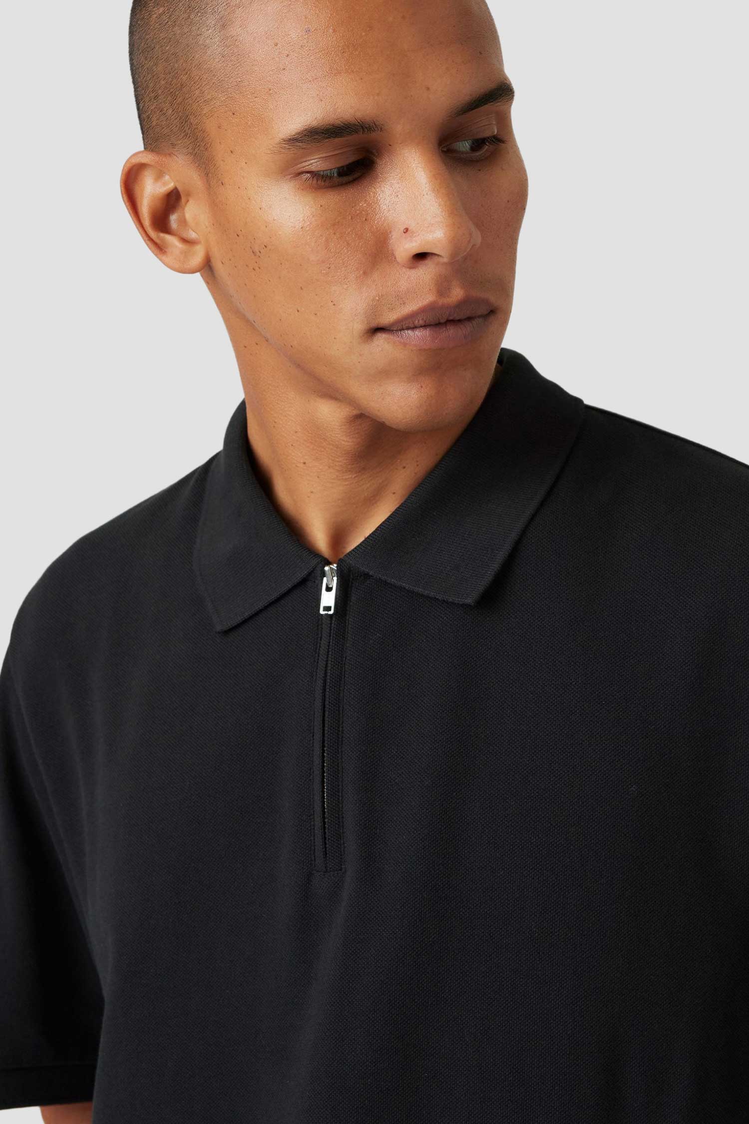Мужское черное поло 6