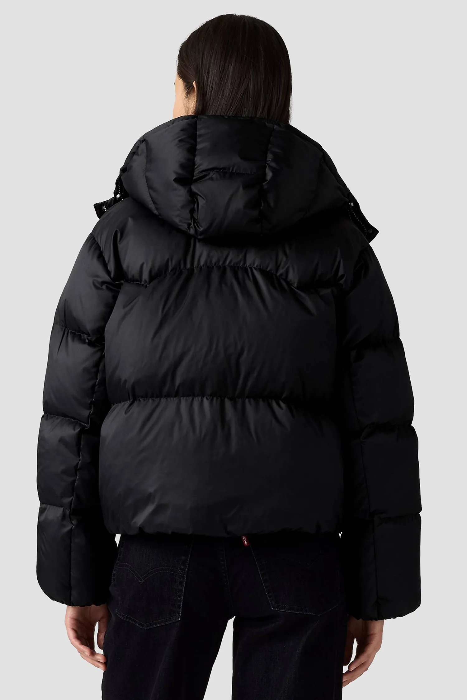 Женский черный пуховик 3