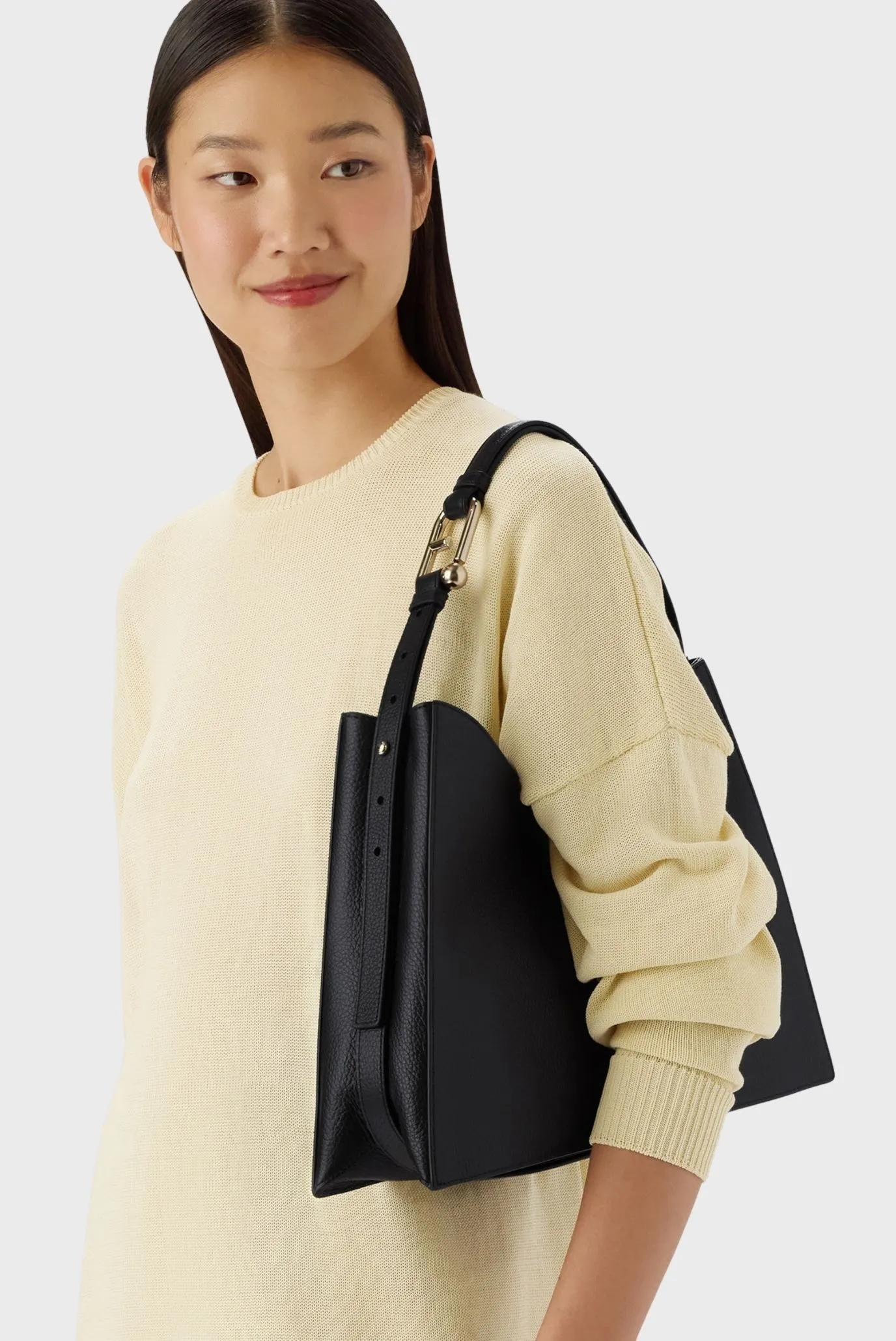 FURLA NUVOLA L HOBO 4