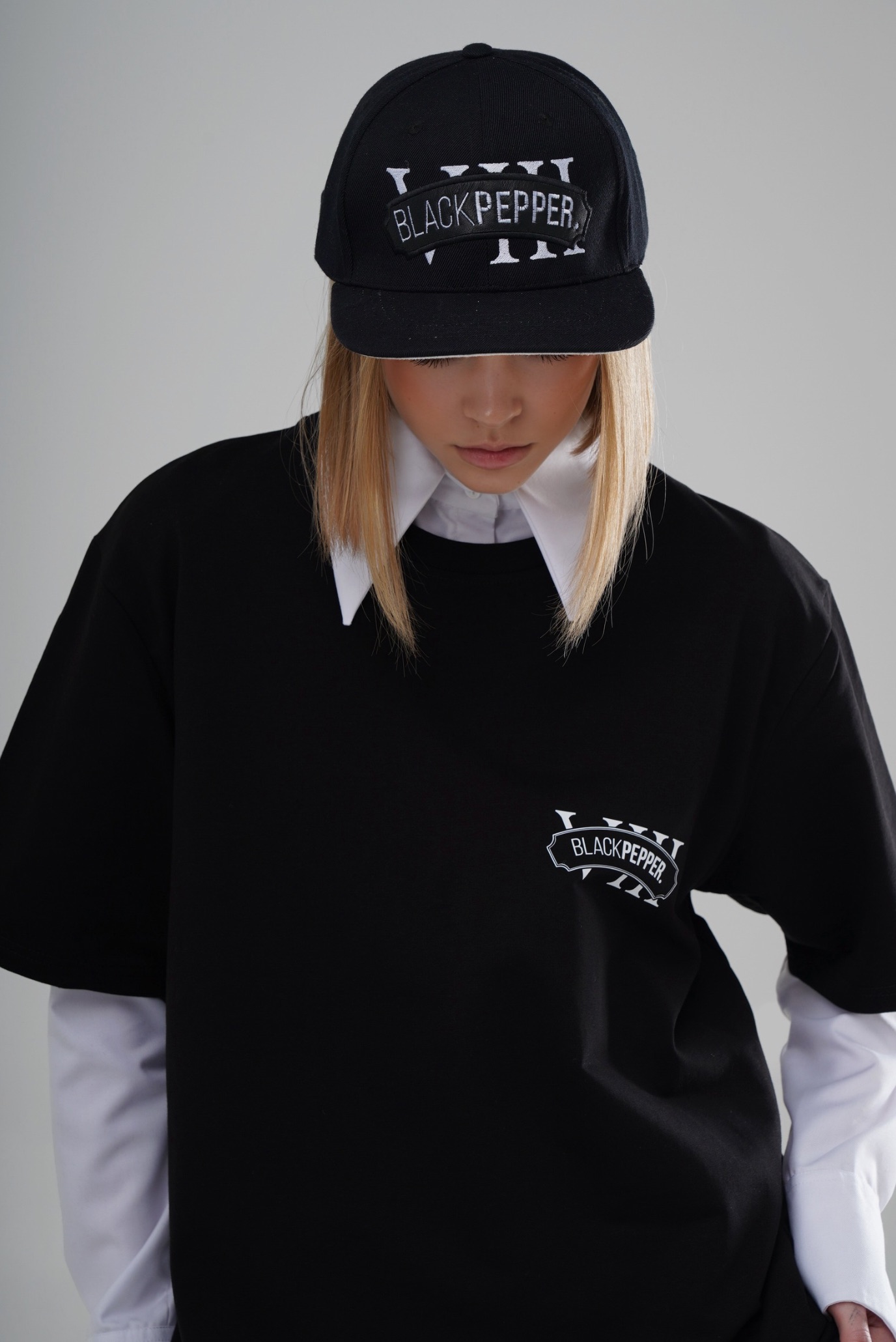 Футболка ANNIVERSARY 8 / FORM RELEASED 5