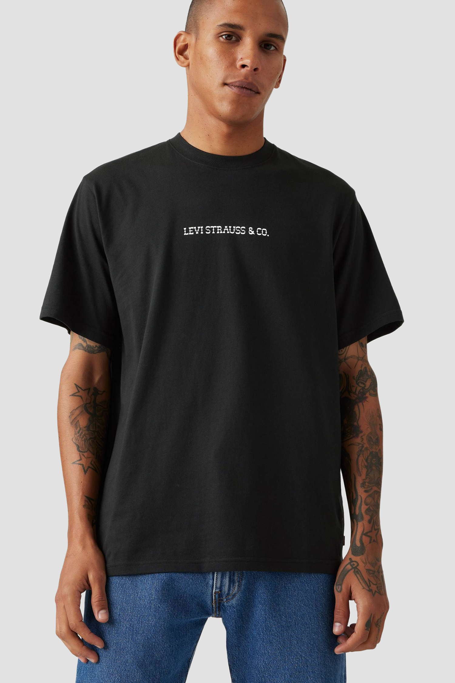 Мужская черная футболка 5