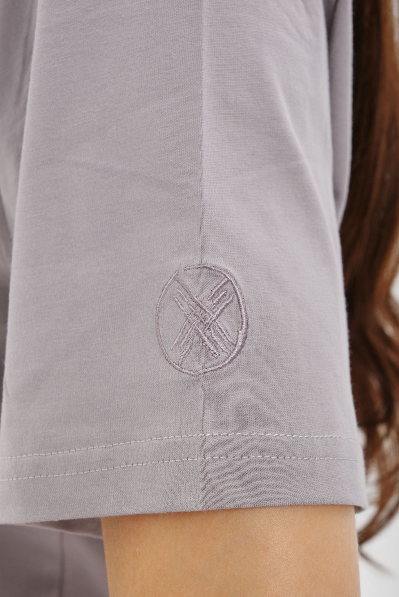 Серая футболка SHANYRAQ (Унисекс) 10