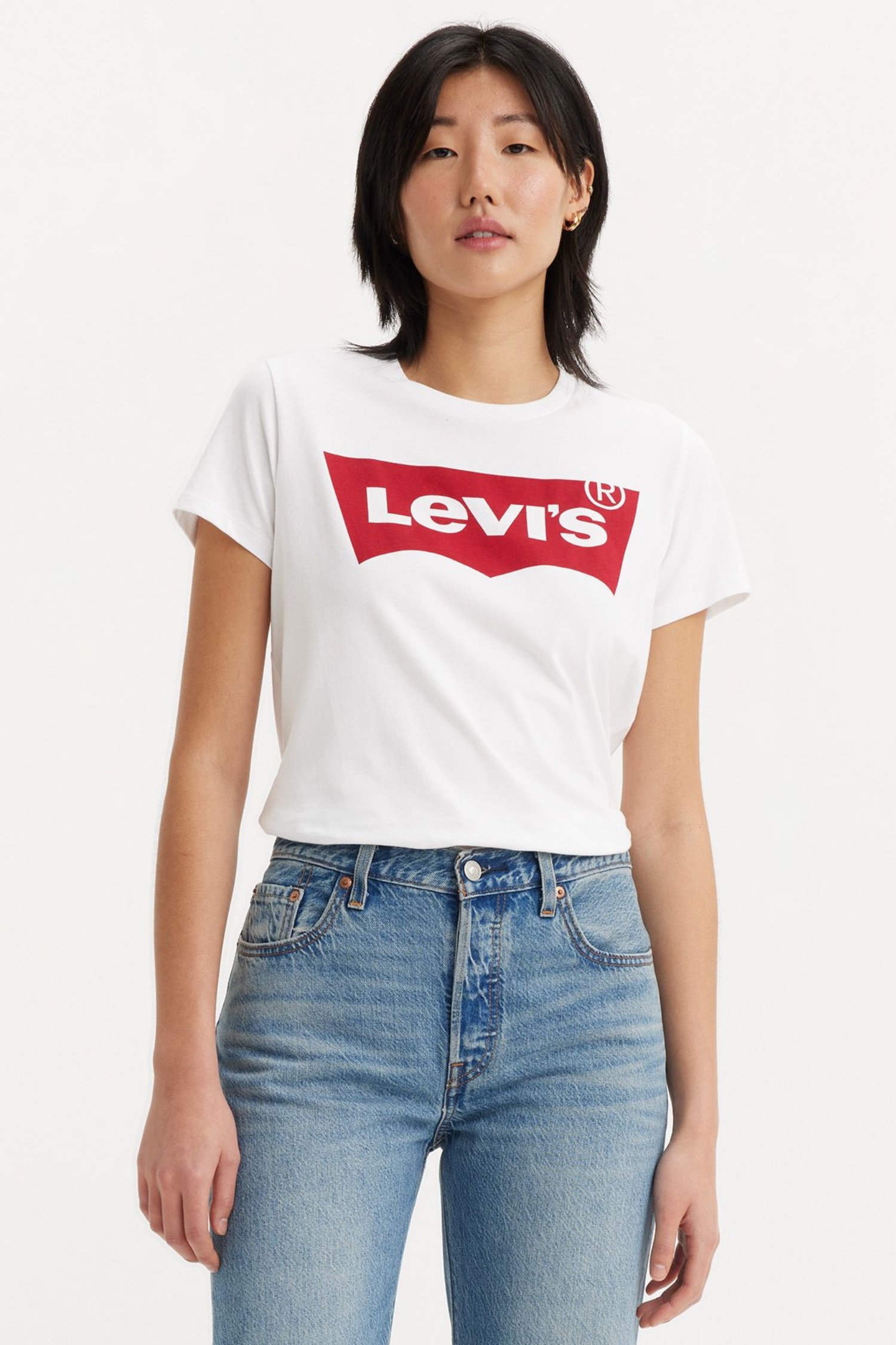 Женская белая футболка 1