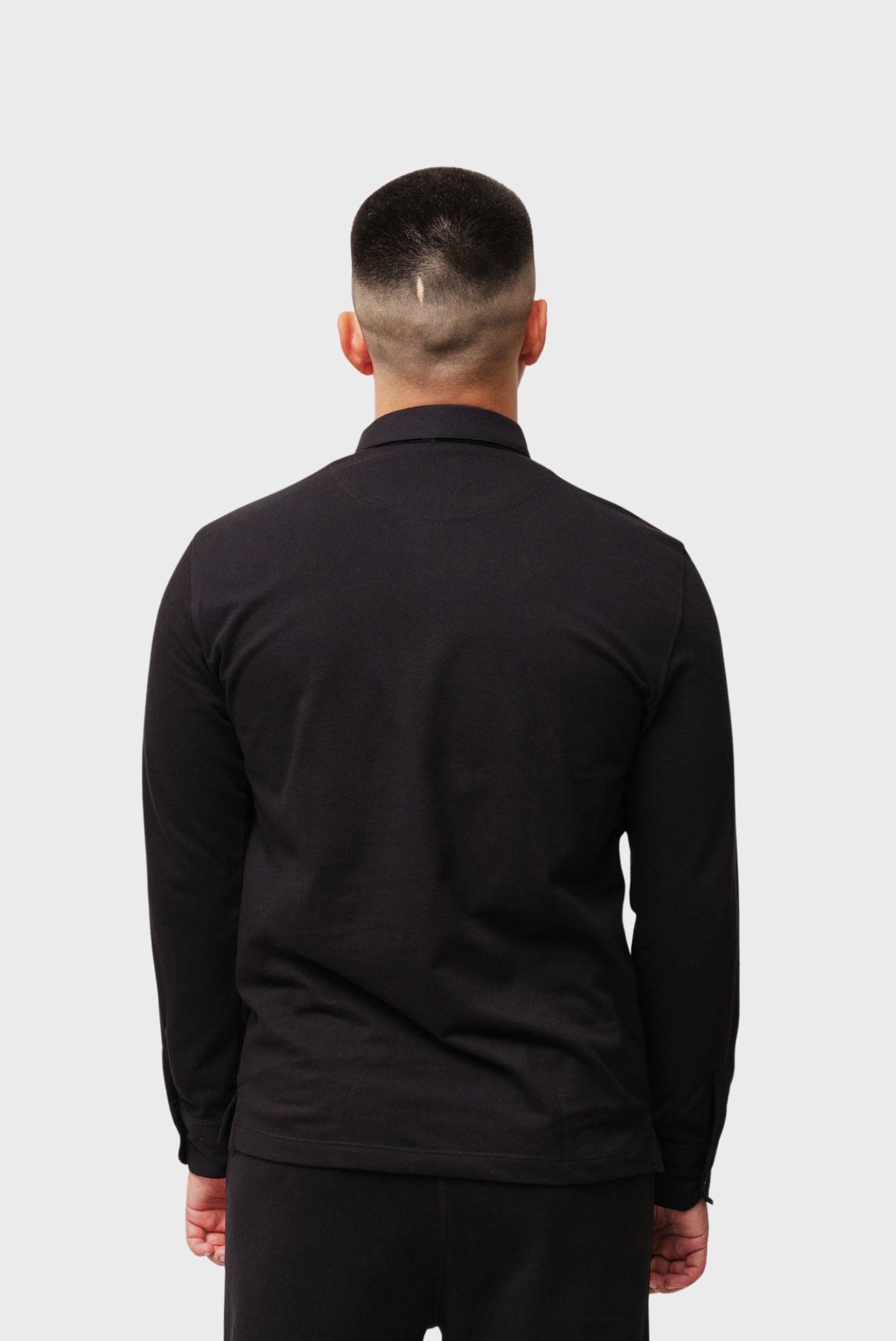 Мужское черное поло 4