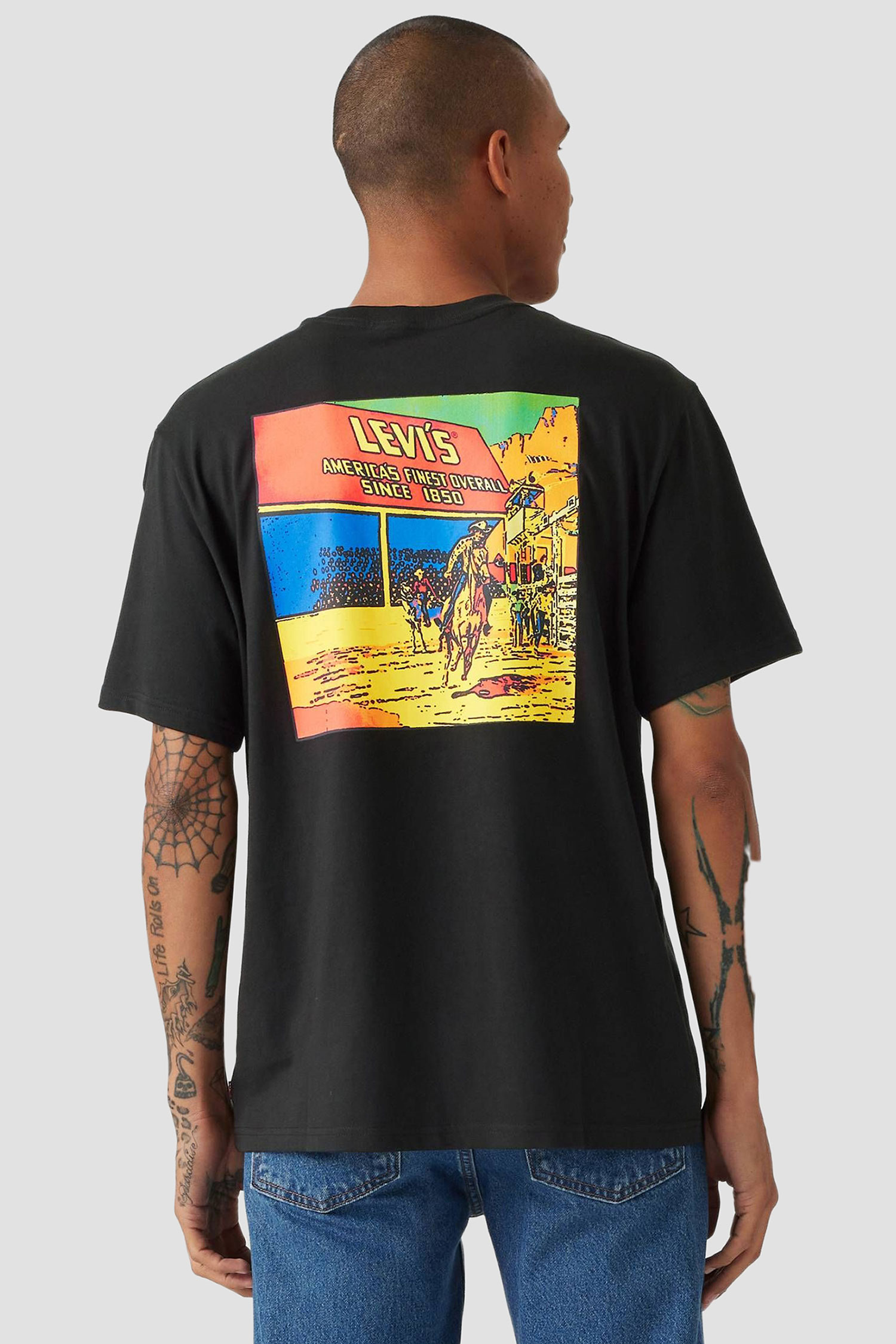 Мужская черная футболка 3