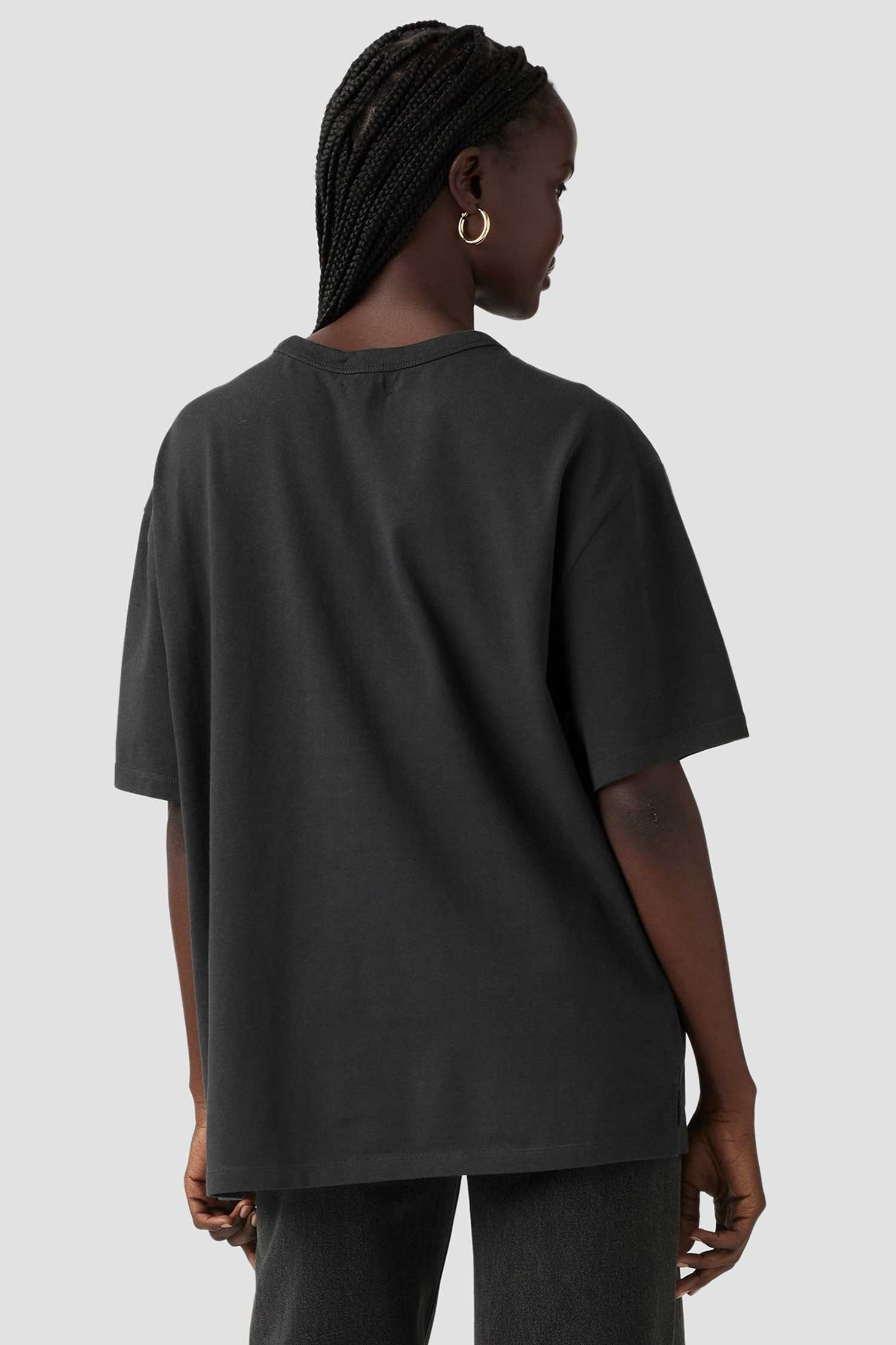 Женская черная футболка 3