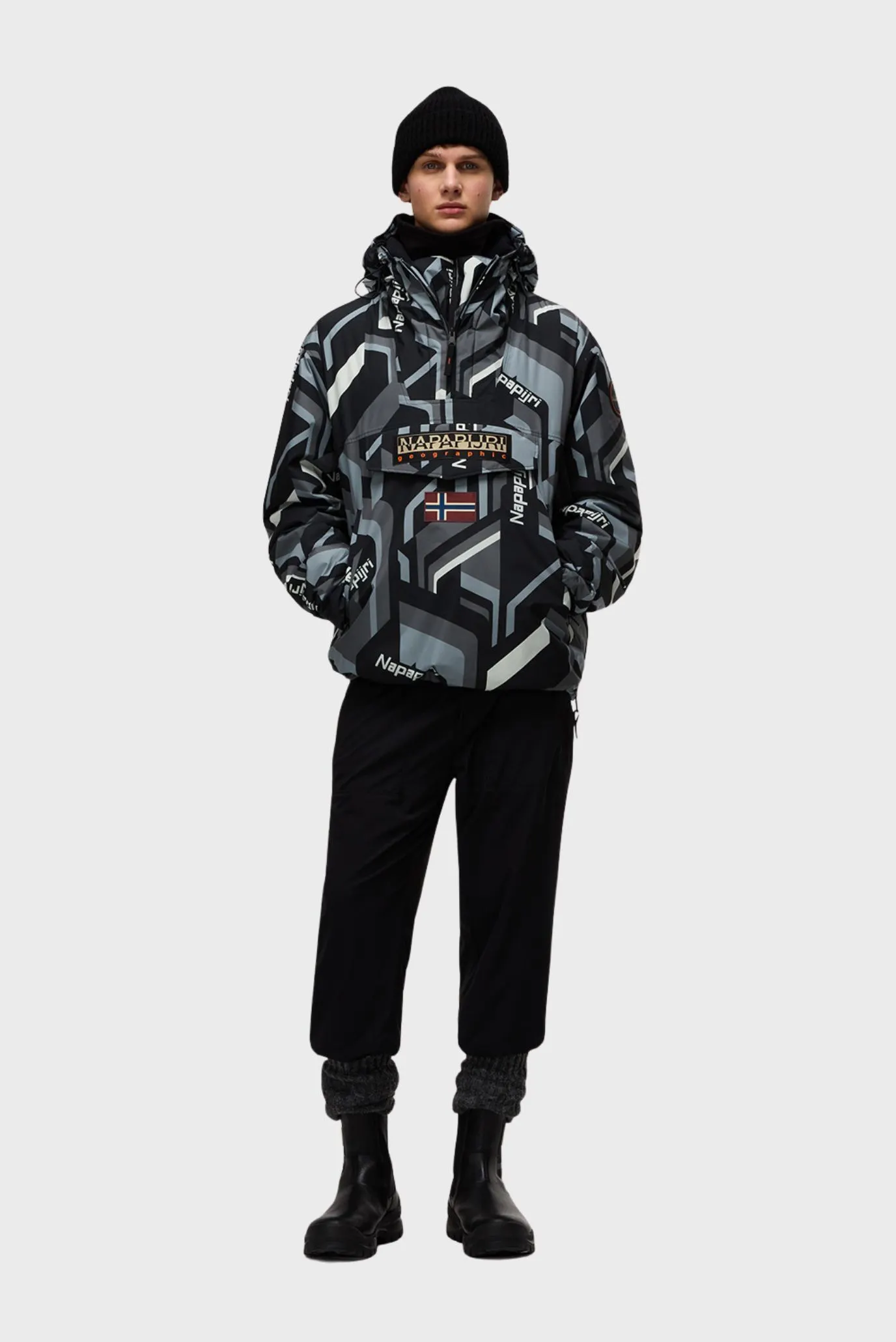 Мужской разноцветный анорак 8