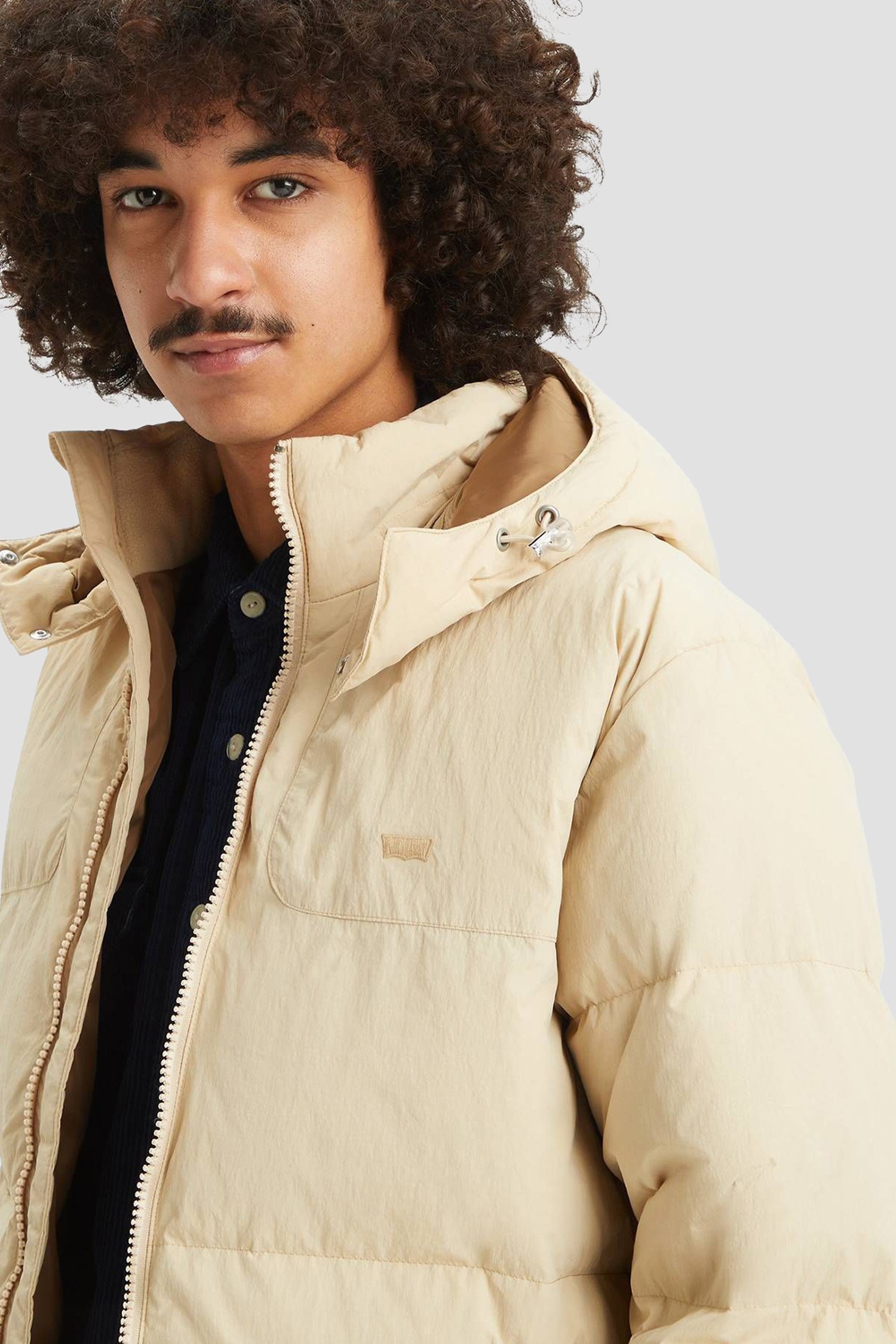 Мужская бежевая куртка 6