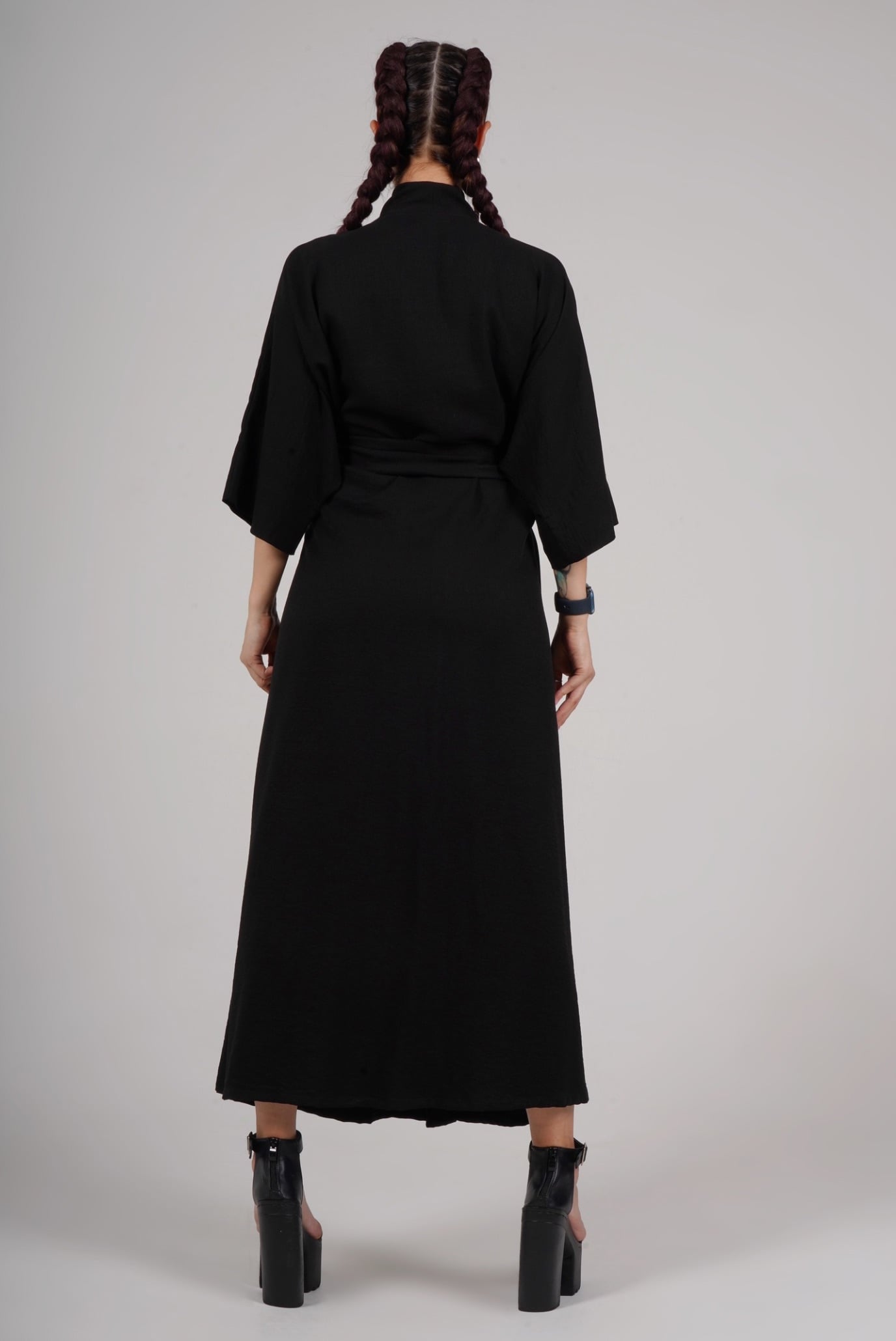 Кимоно черное с широким поясом 5