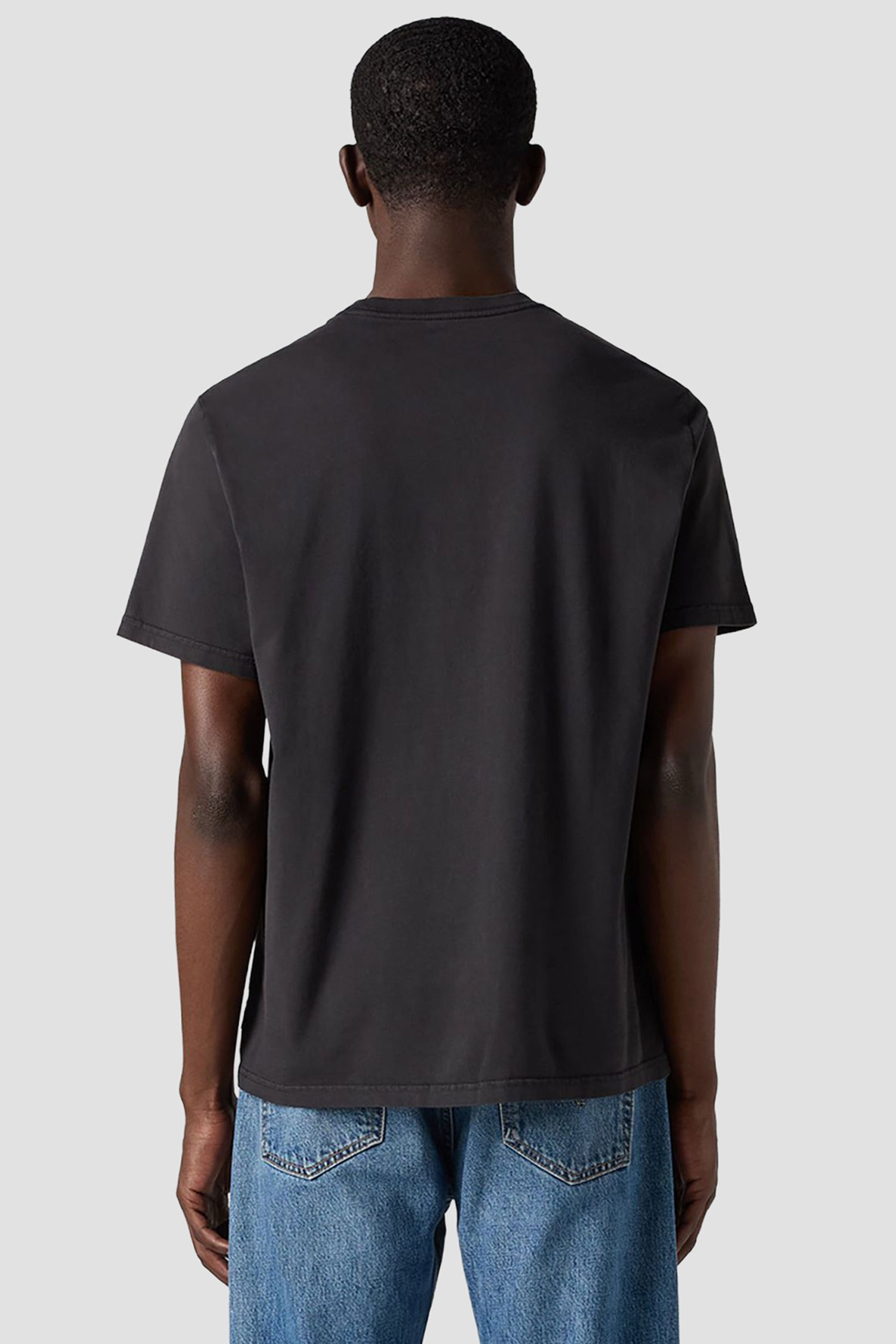 Мужская черная футболка 3