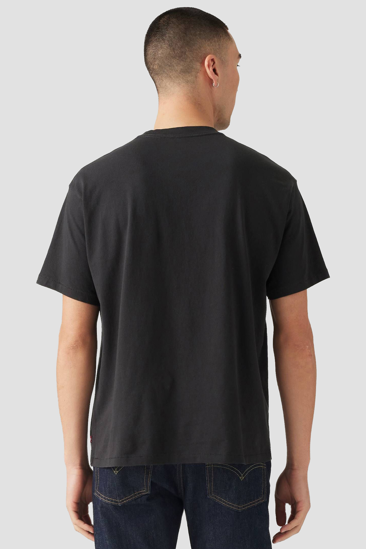 Мужская черная футболка 3