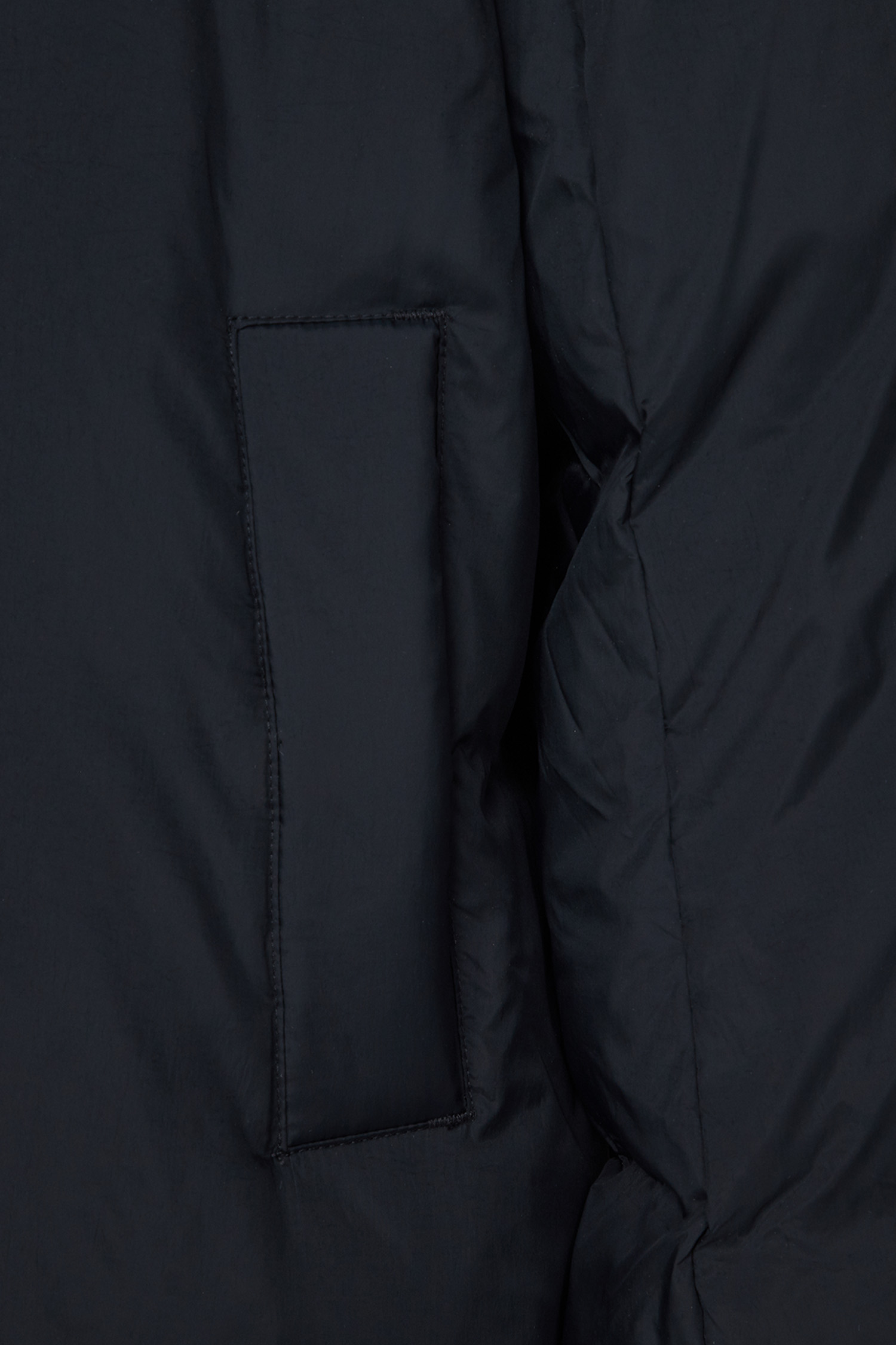 Женский черный пуховик 6